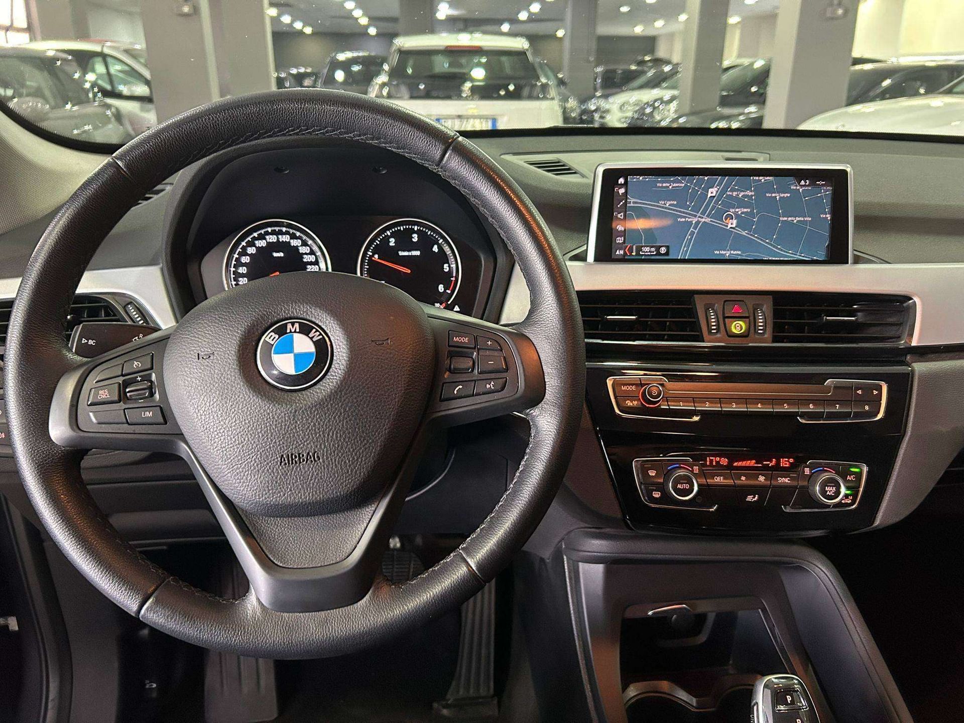 BMW X1