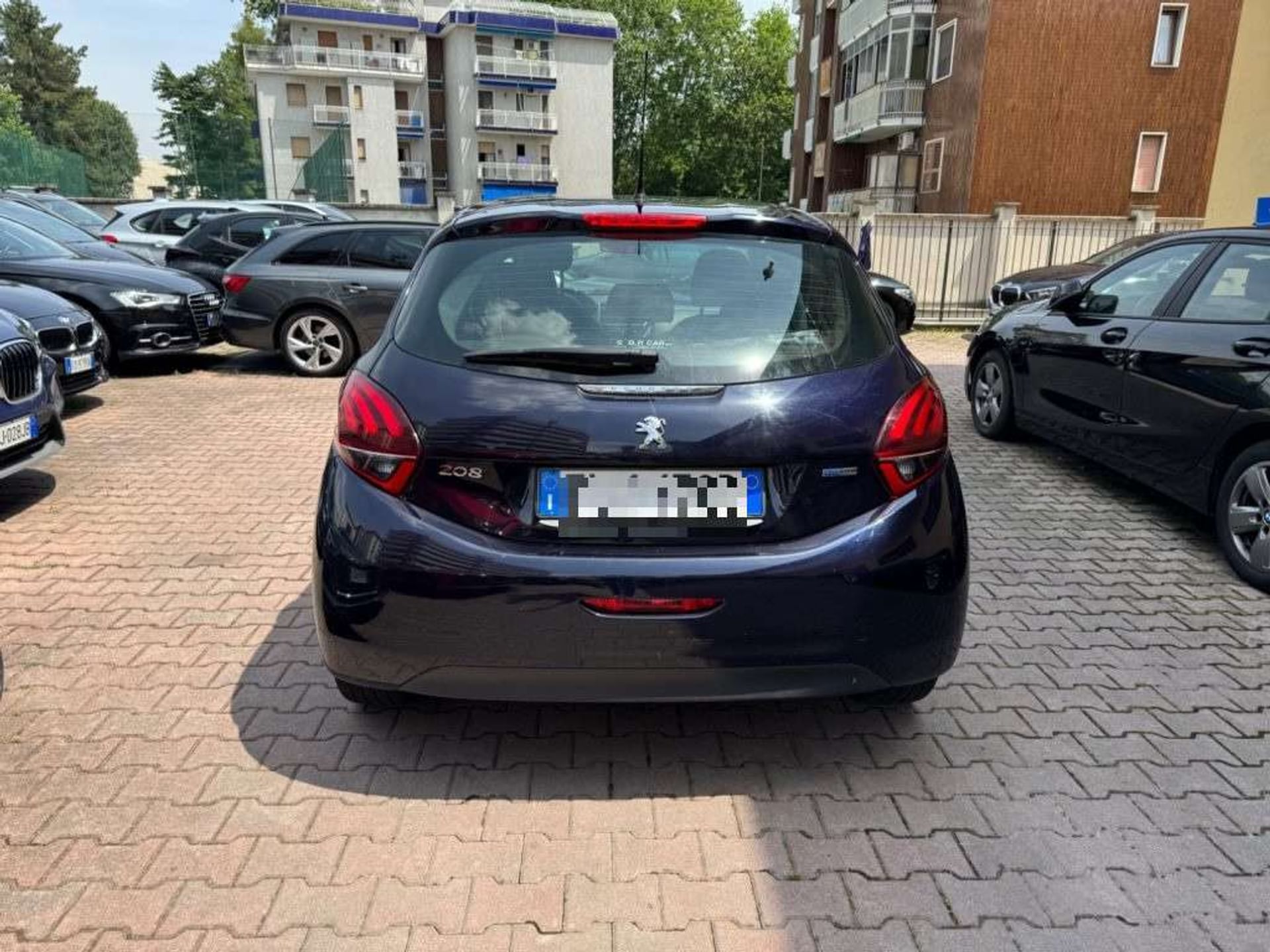 Peugeot 208