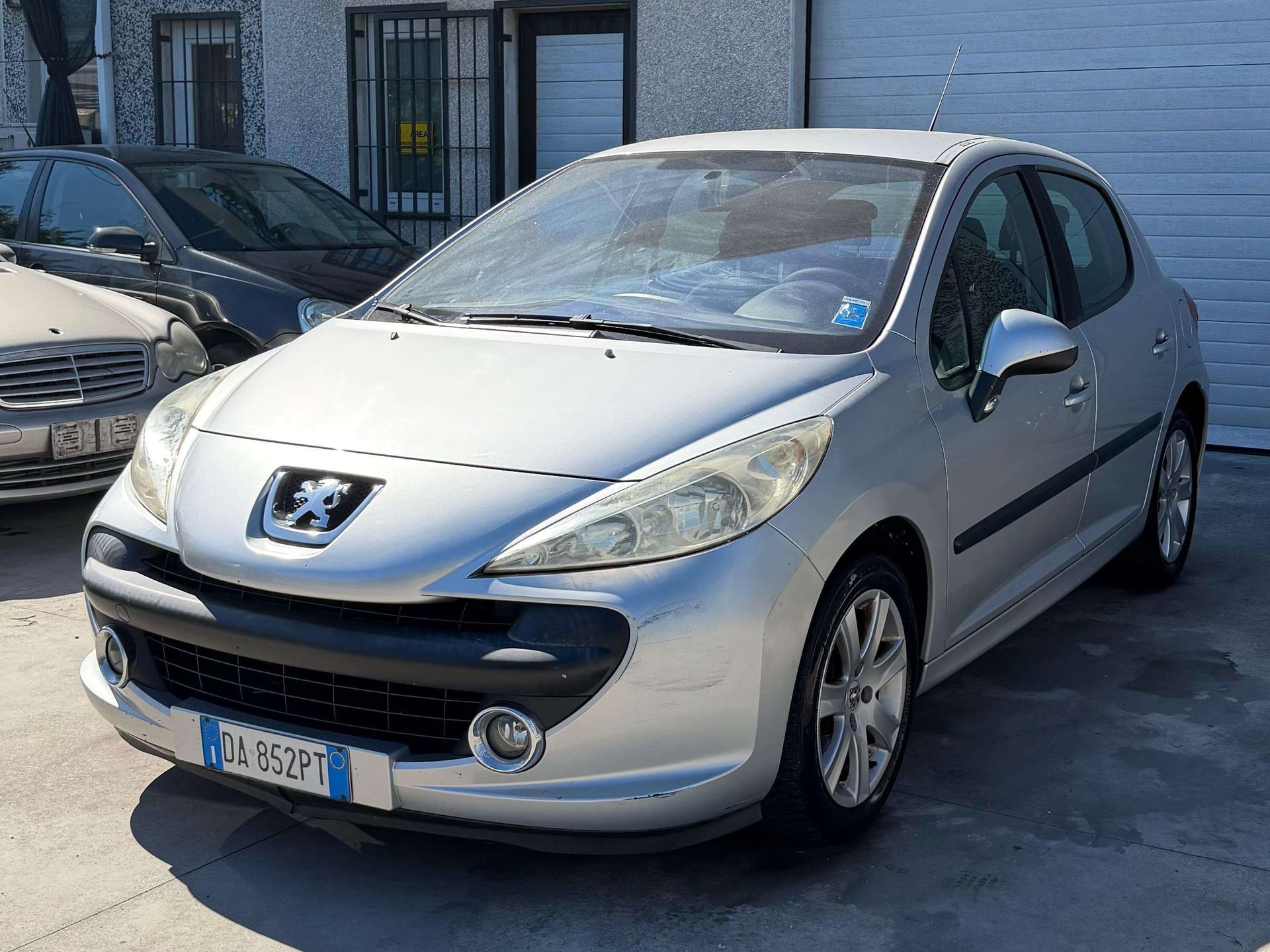 Peugeot 207