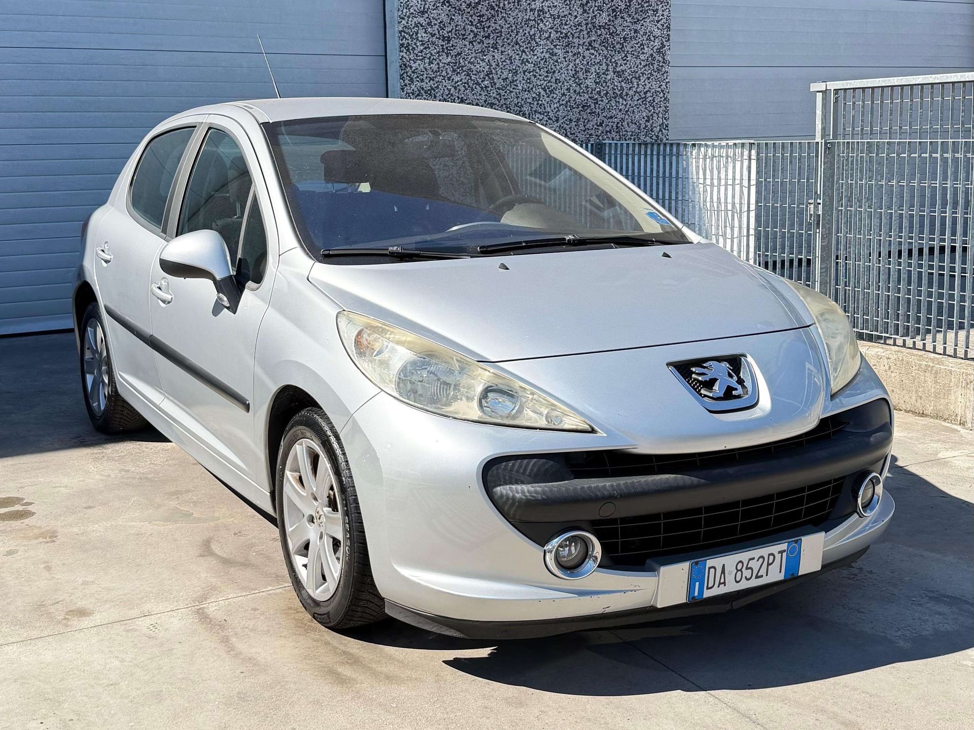 Peugeot 207