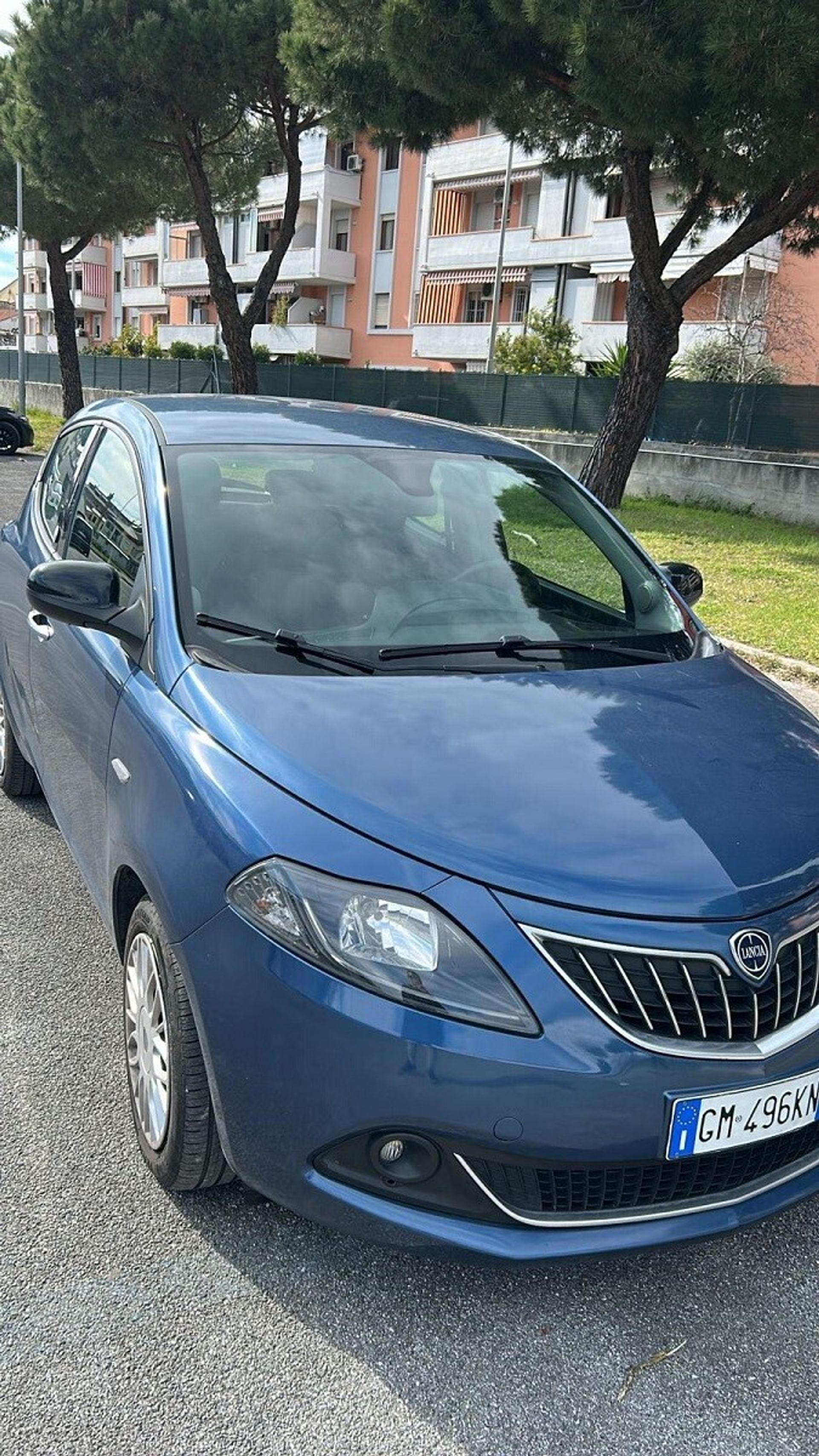 Lancia Ypsilon