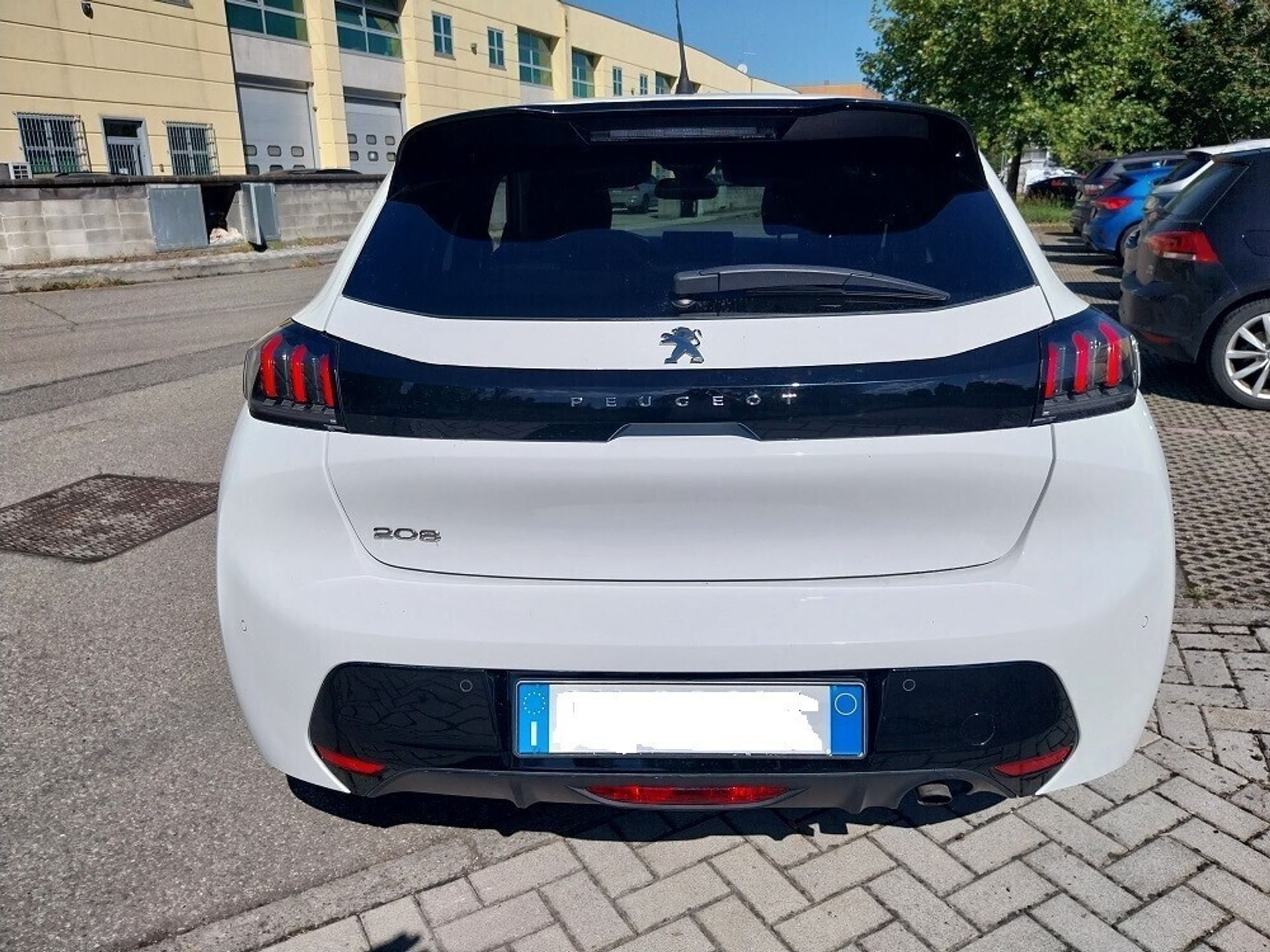 Peugeot 208