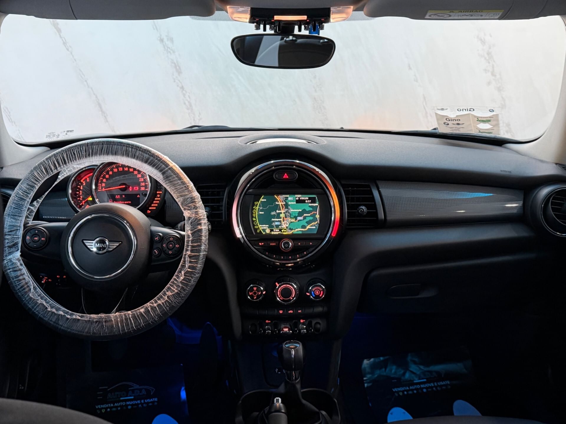 MINI 1.5 Cooper D Hype 5