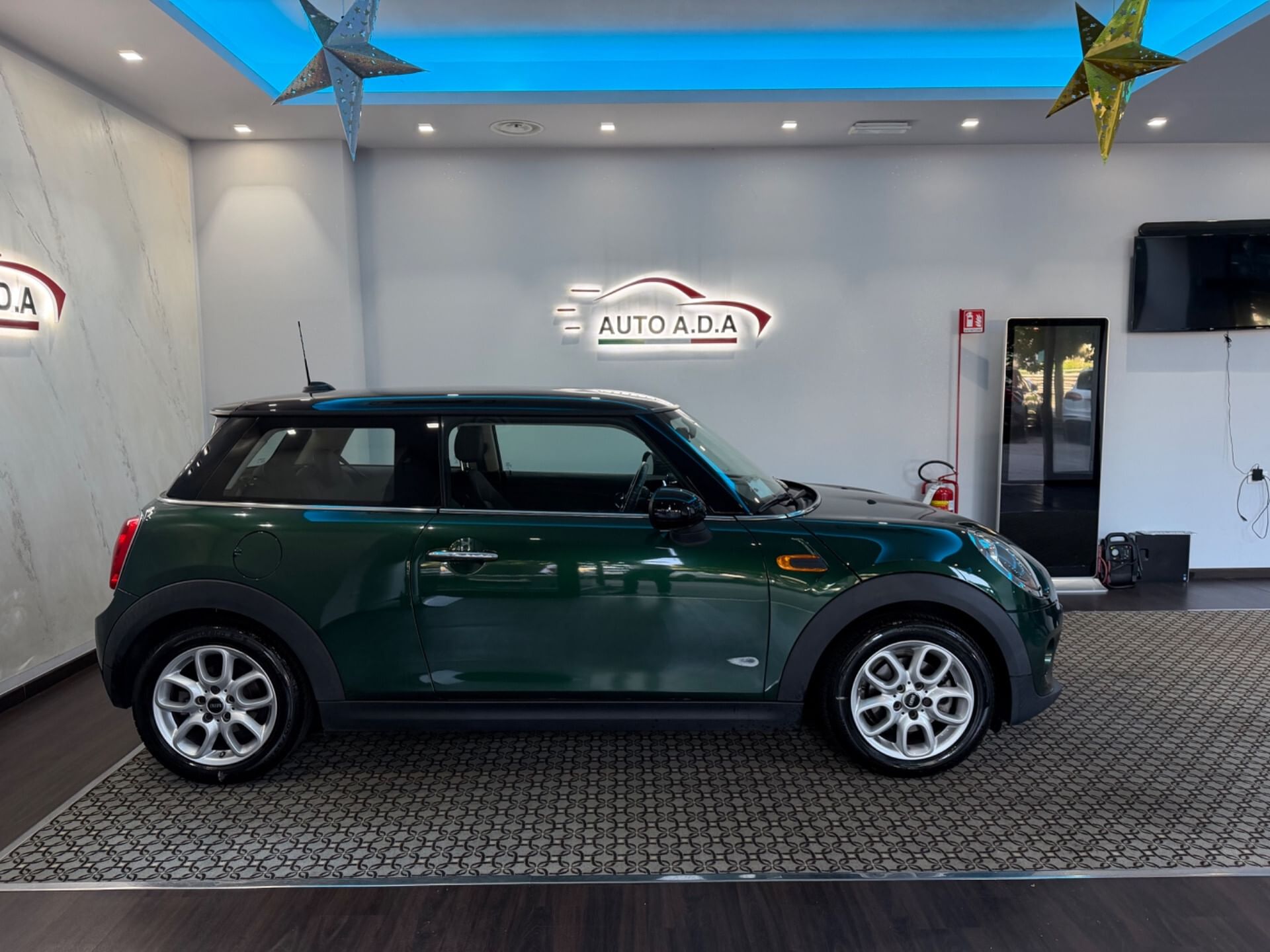 MINI 1.5 Cooper D Hype 5