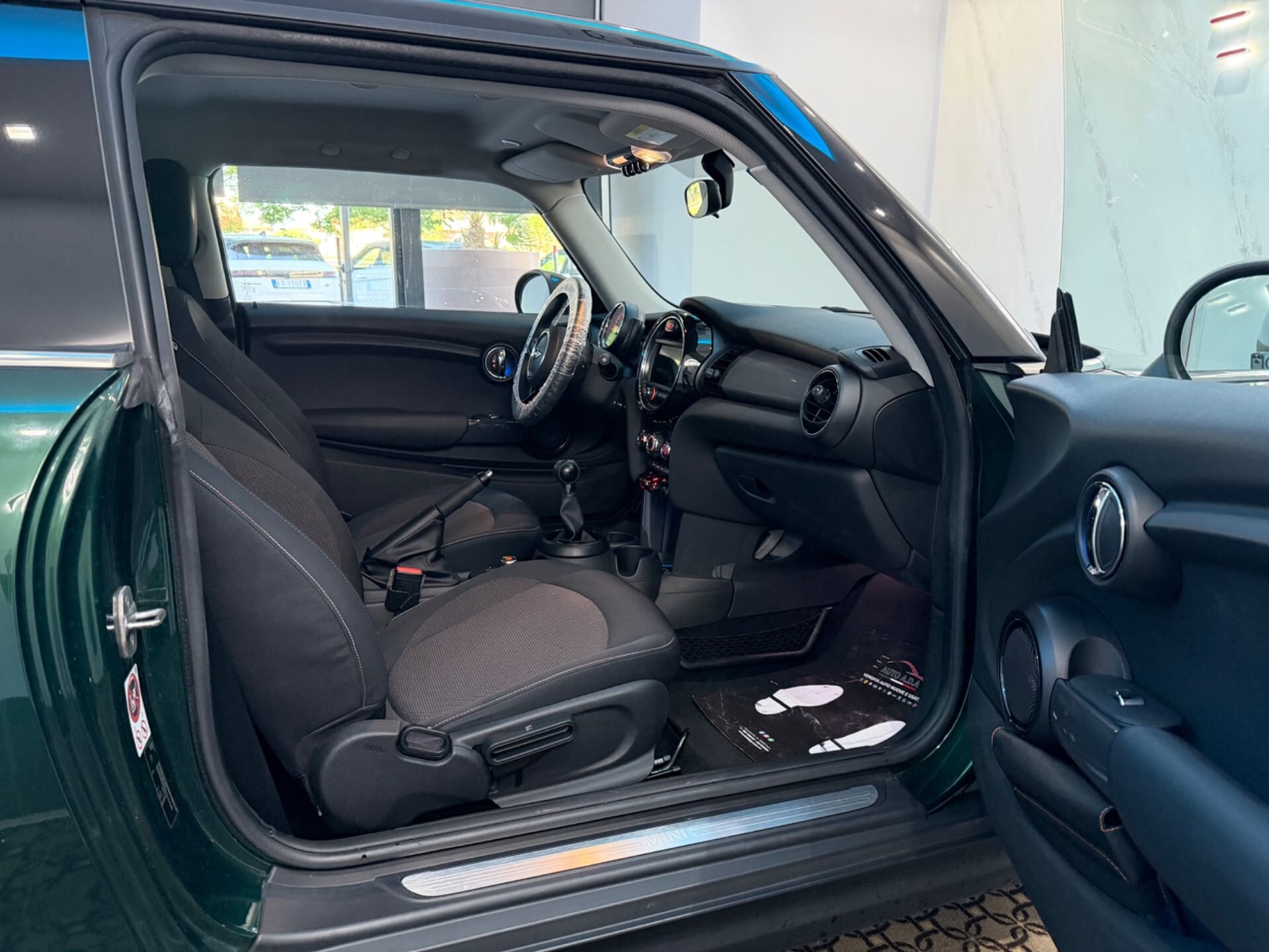 MINI 1.5 Cooper D Hype 5
