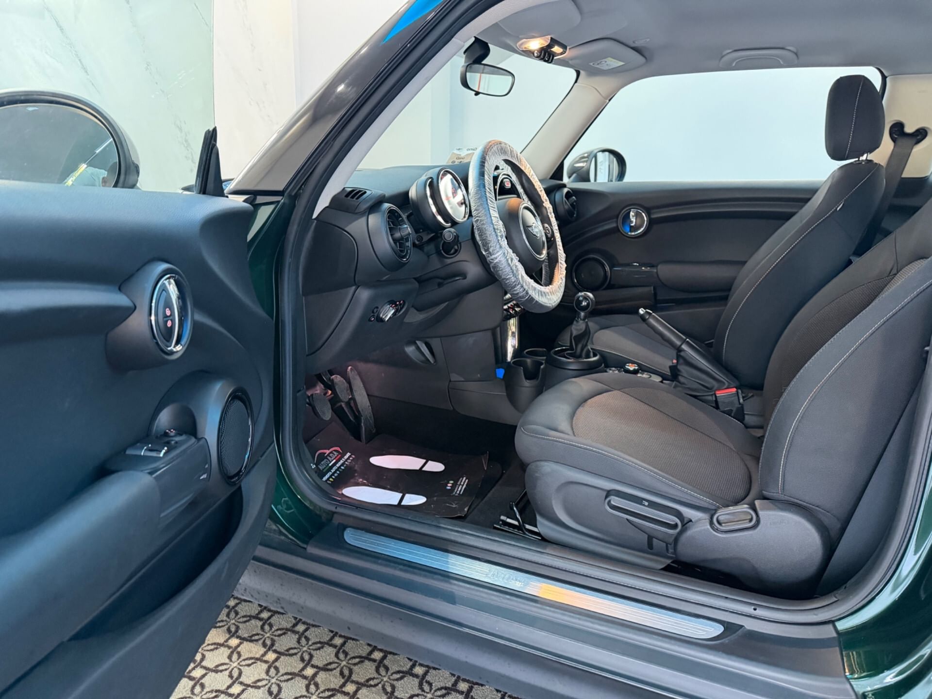 MINI 1.5 Cooper D Hype 5