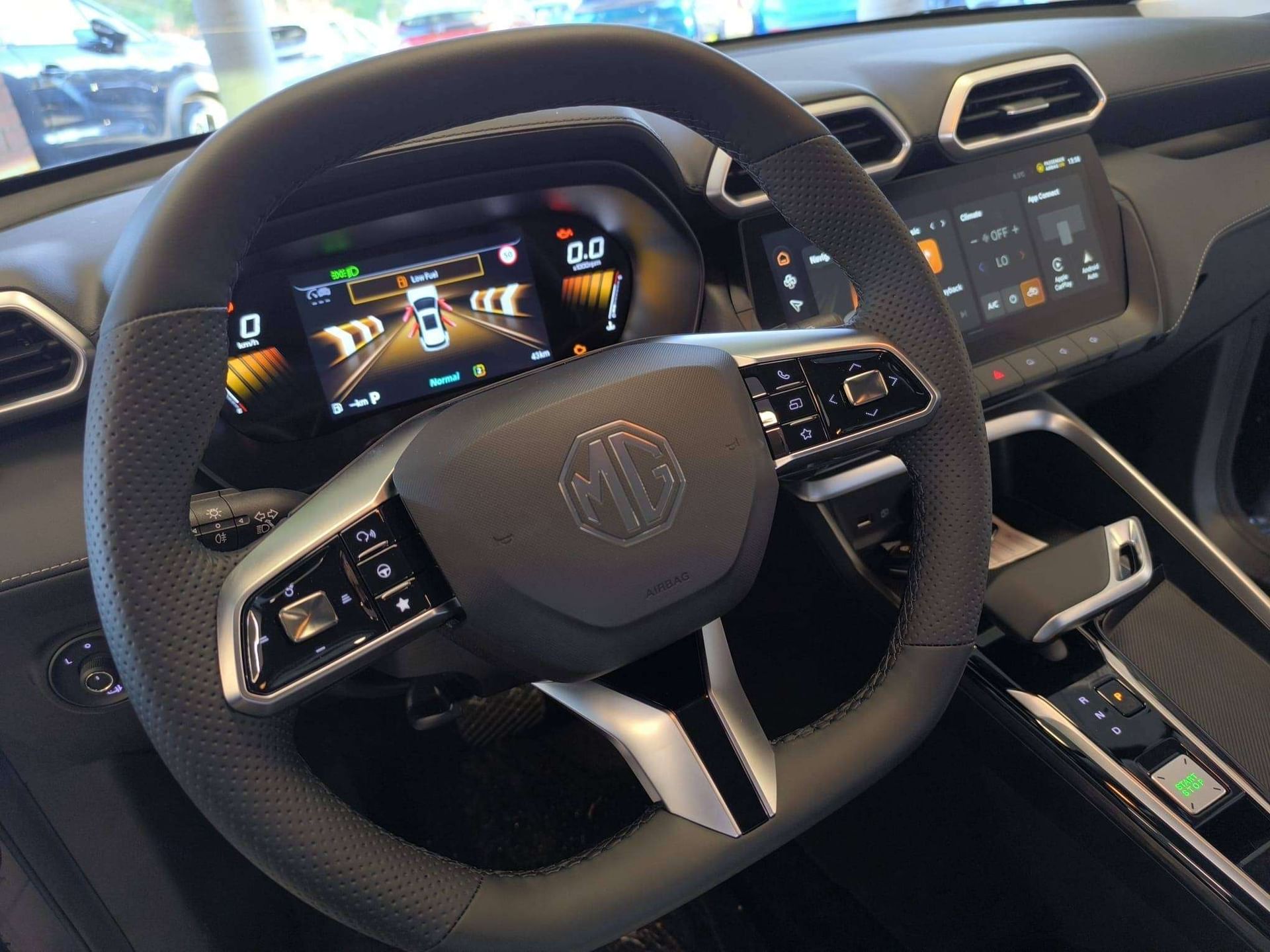 MG ZS