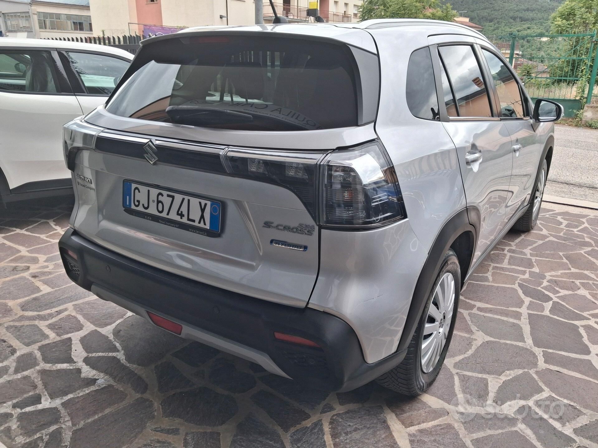 Suzuki S-Cross