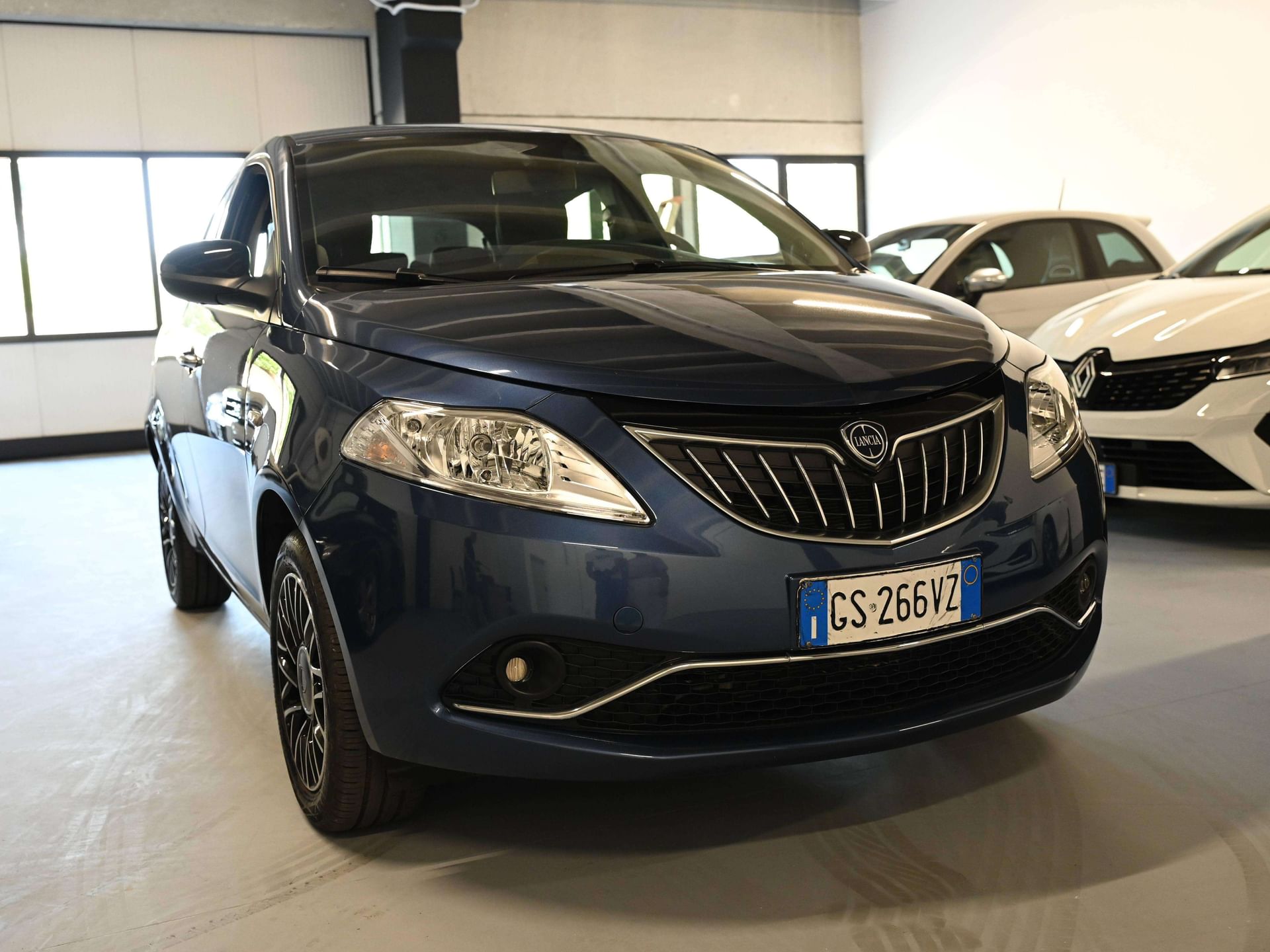 Lancia Ypsilon