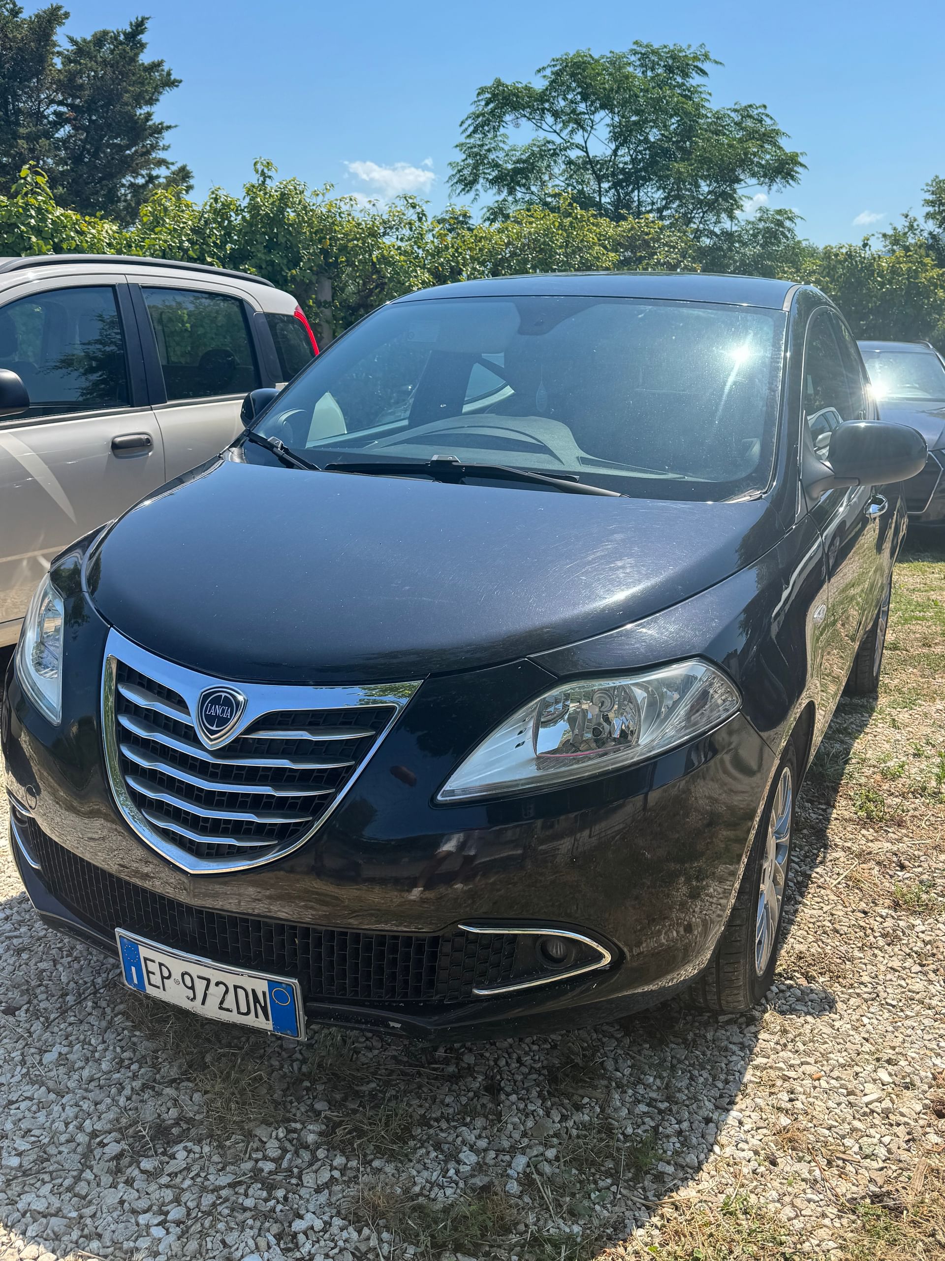 Lancia Ypsilon