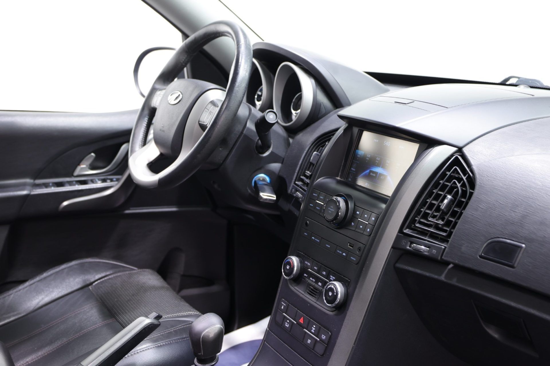 Mahindra XUV500