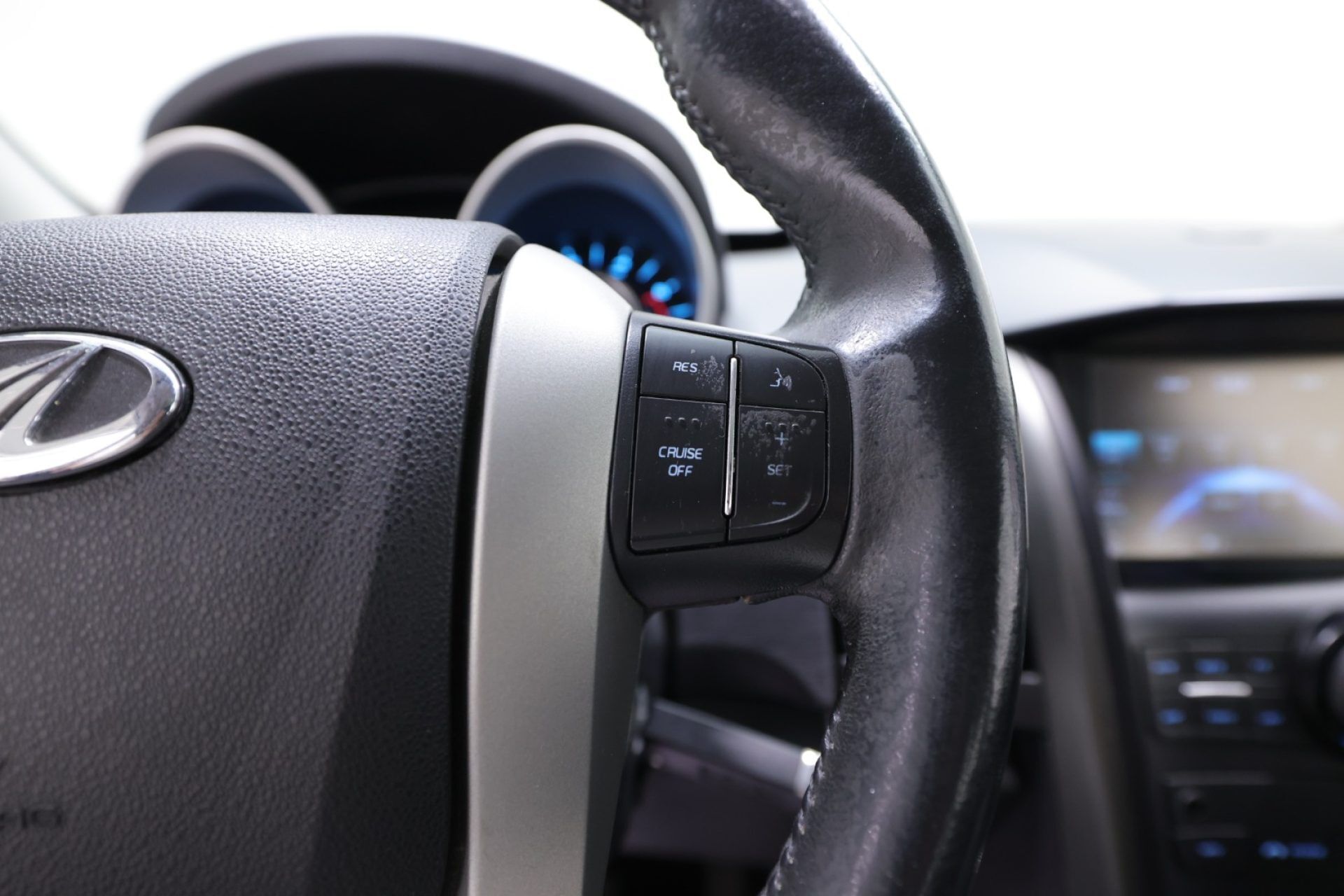 Mahindra XUV500
