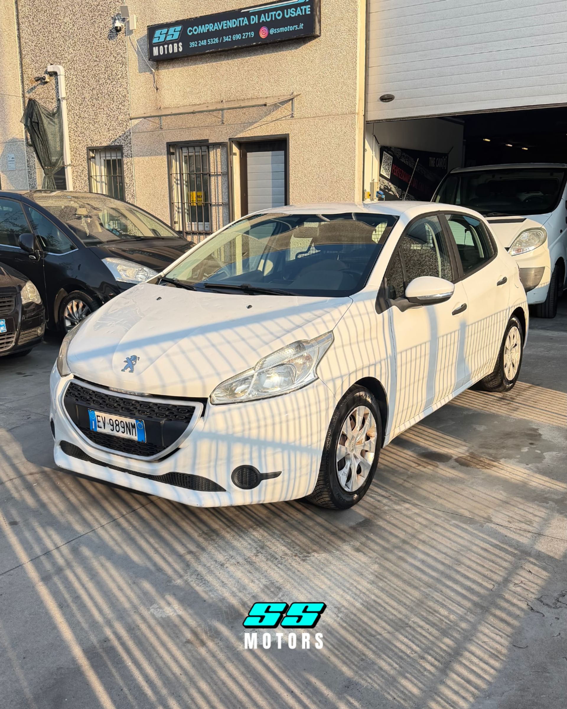 Peugeot 208