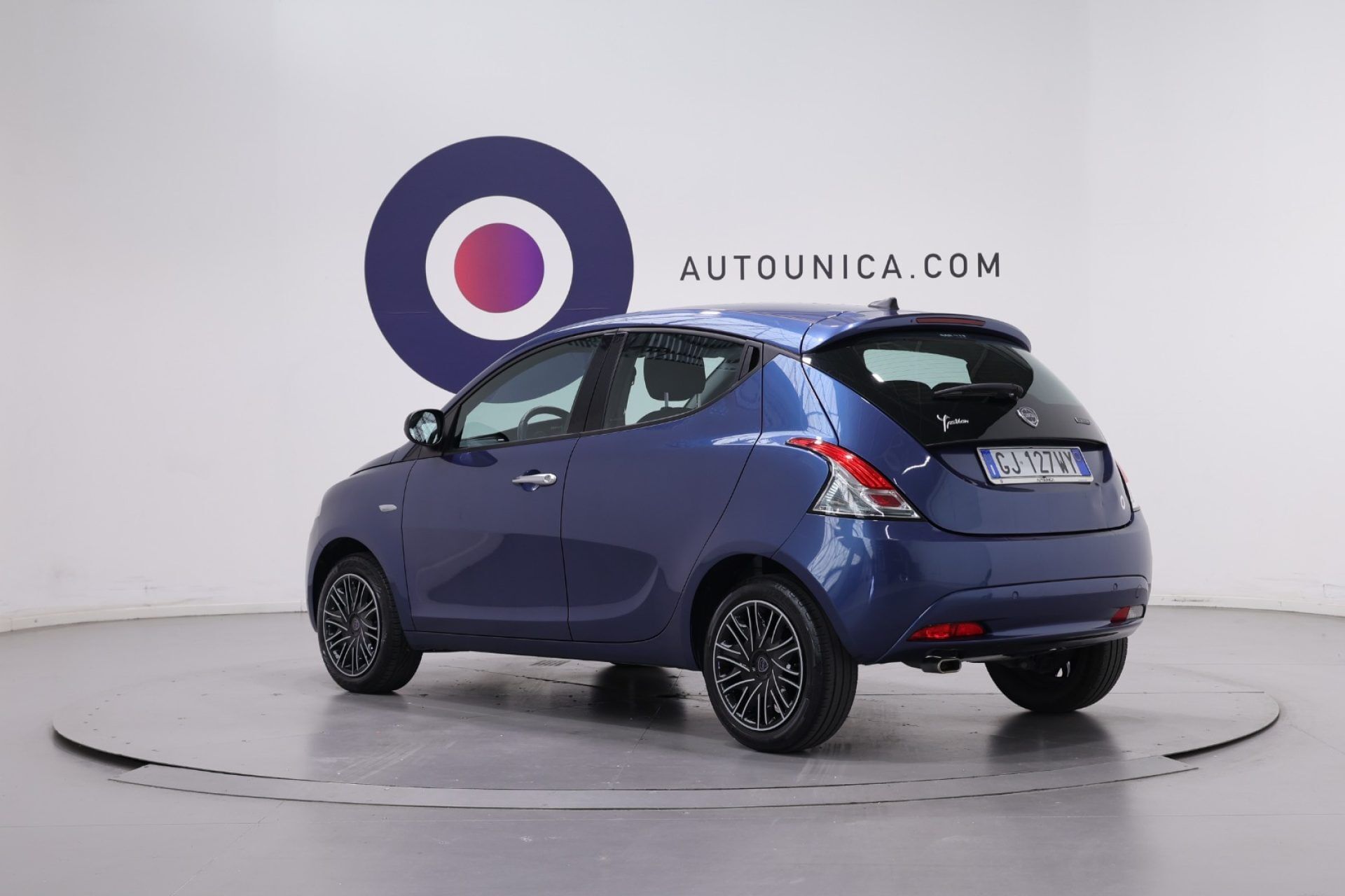 Lancia Ypsilon