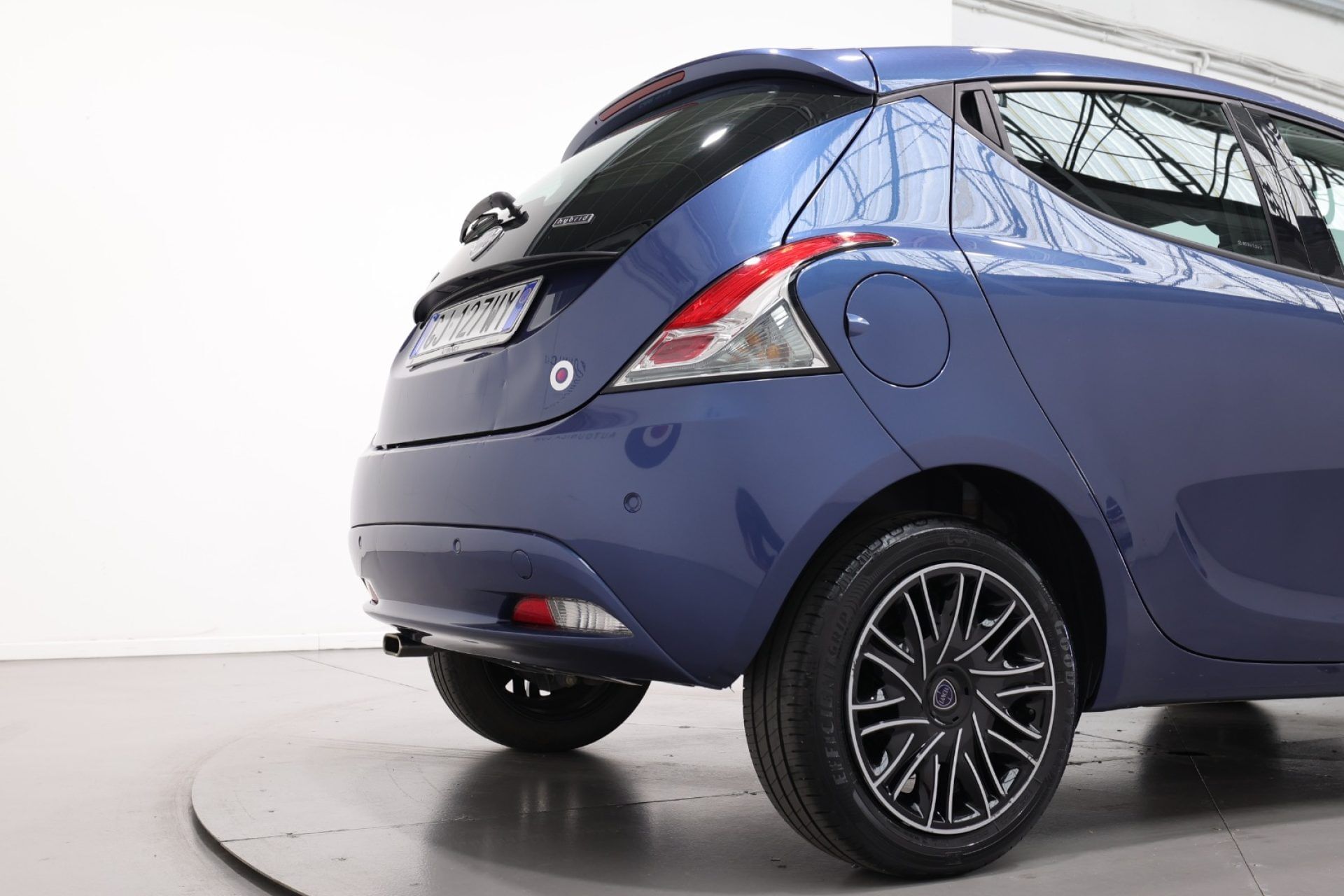 Lancia Ypsilon