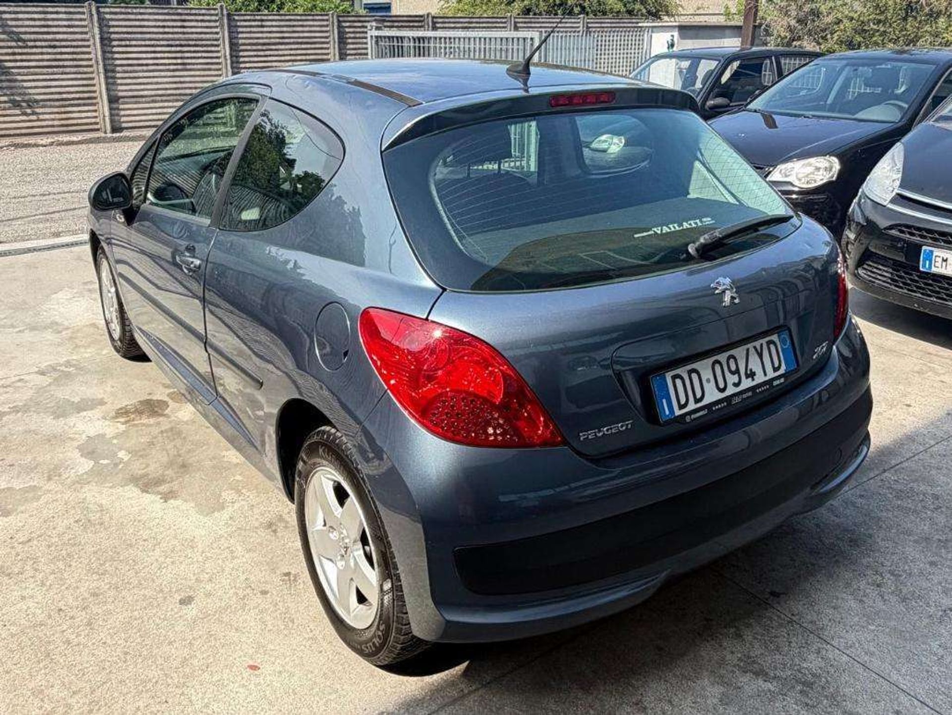 Peugeot 207