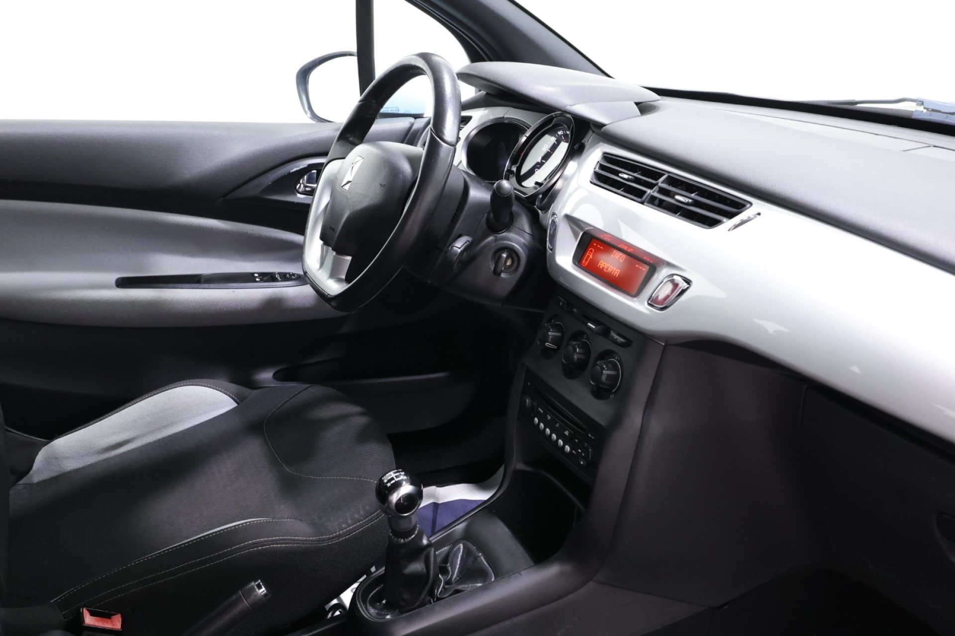 DS Automobiles DS 3