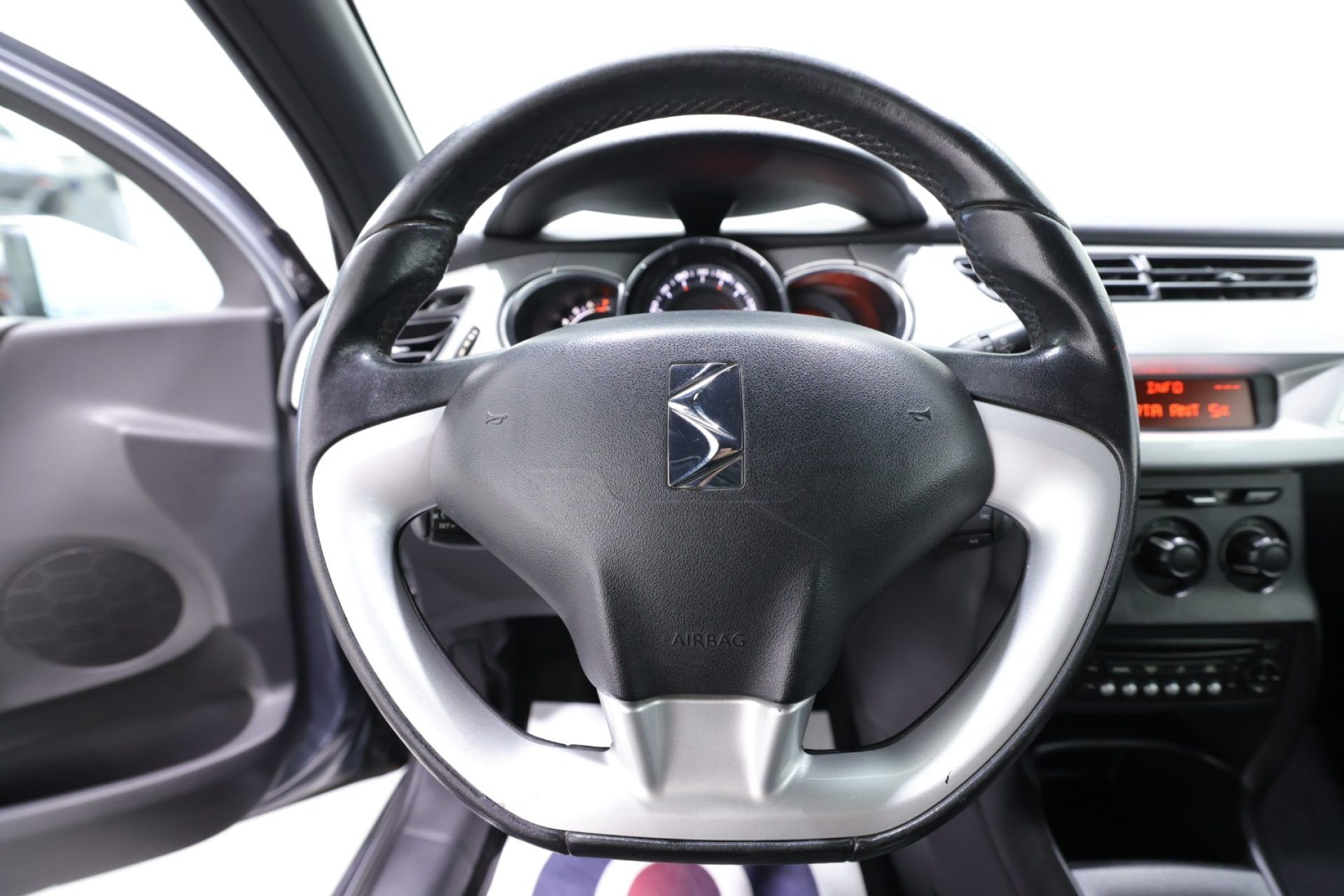 DS Automobiles DS 3