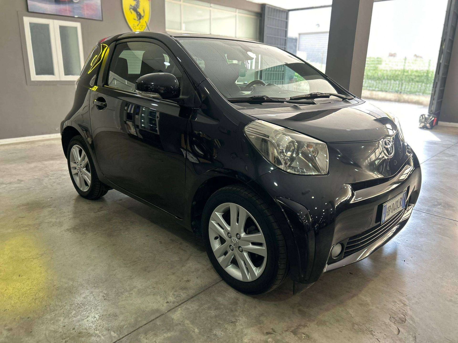Toyota iQ