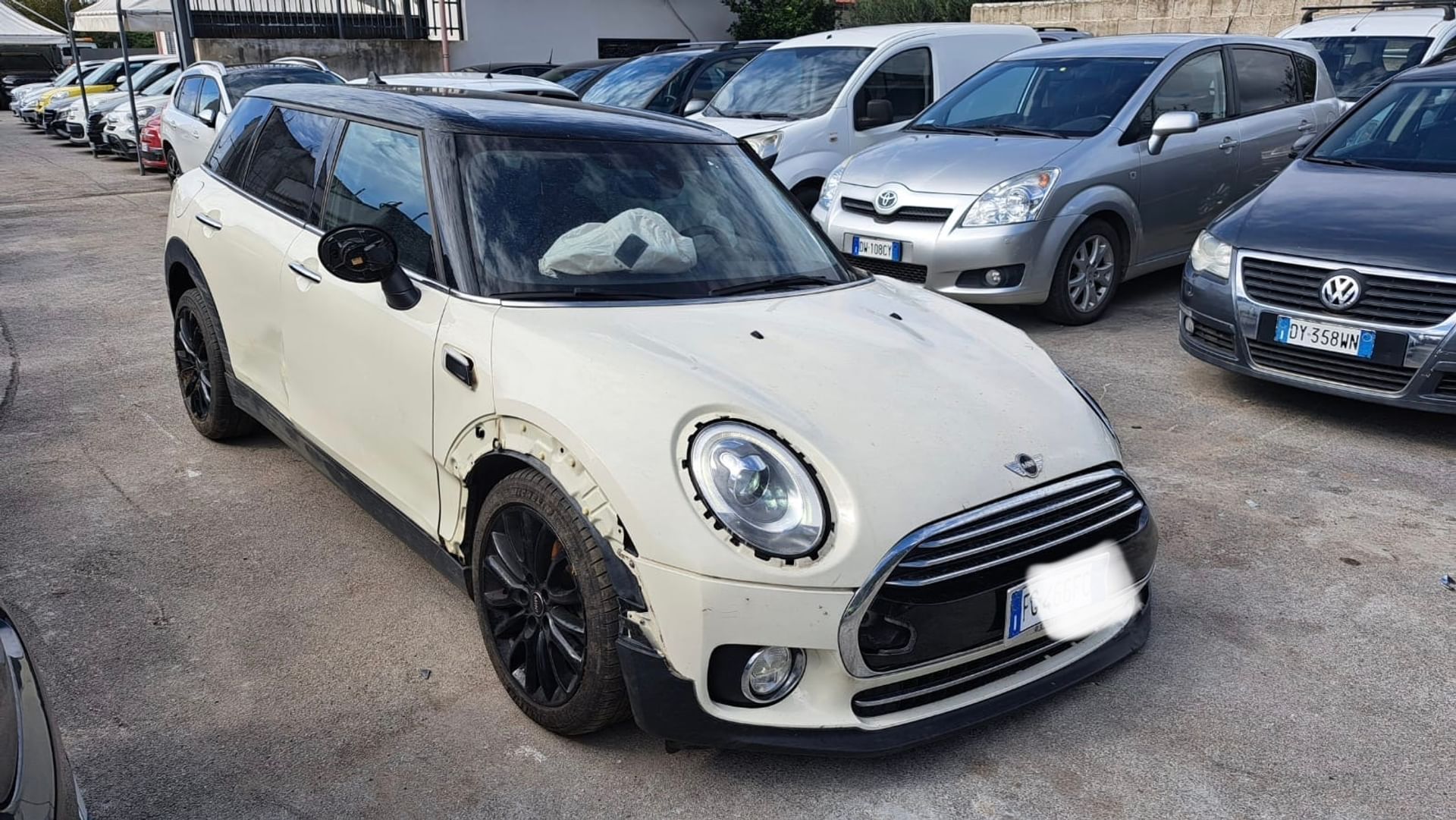 MINI Clubman