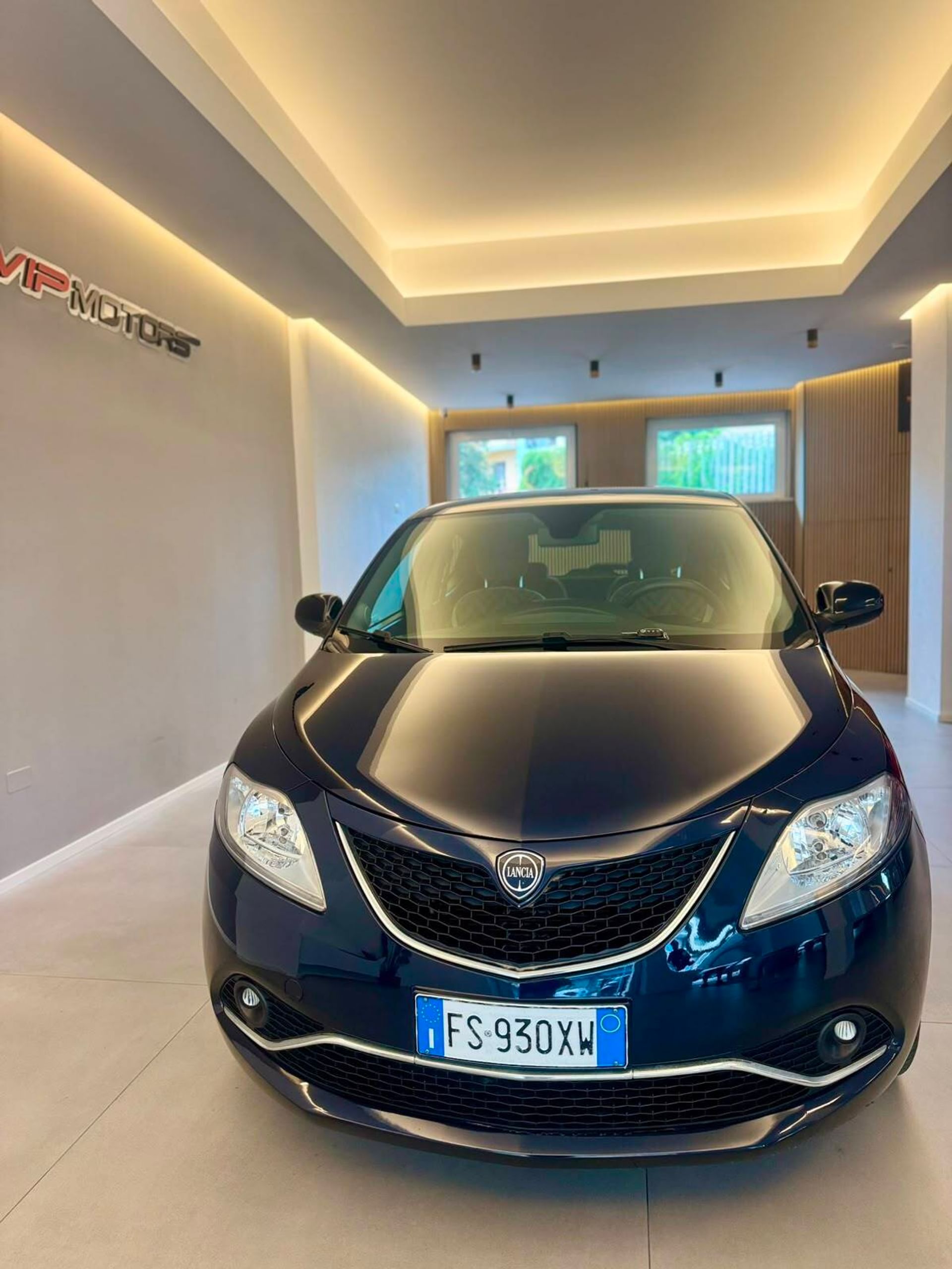 Lancia Ypsilon