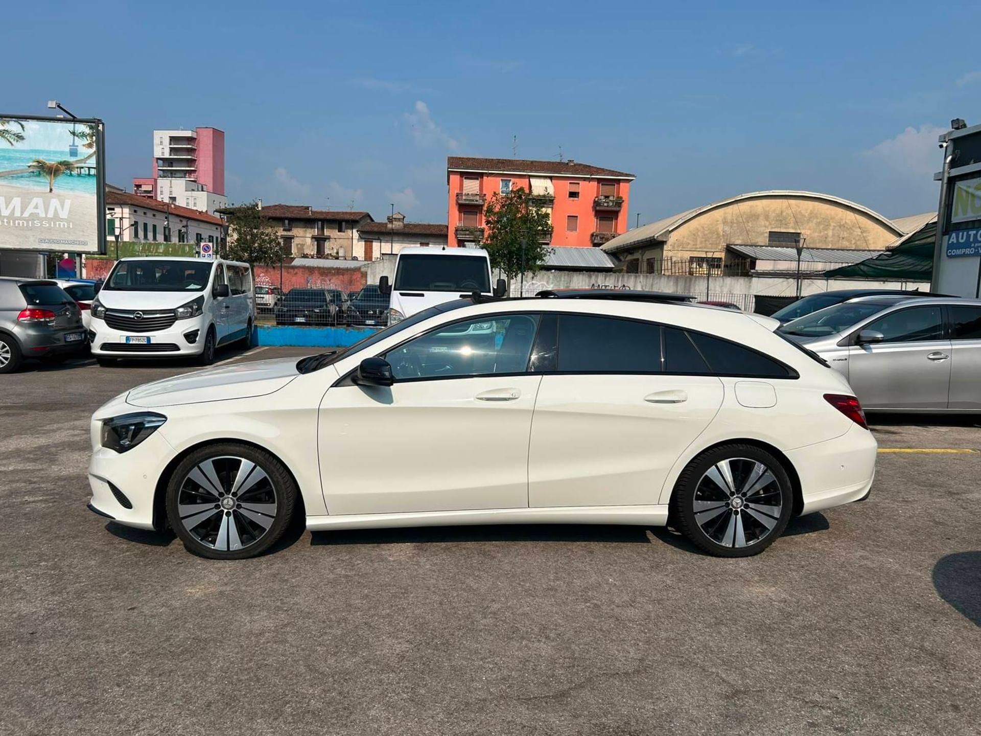 Mercedes-Benz CLA