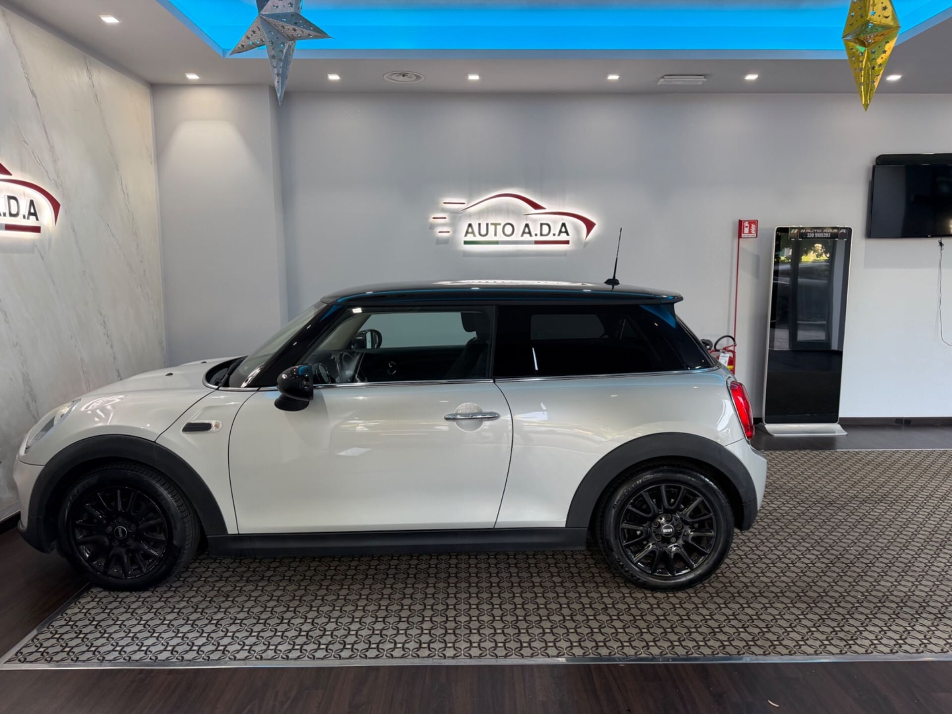 MINI 1.5 Cooper D Hype 5