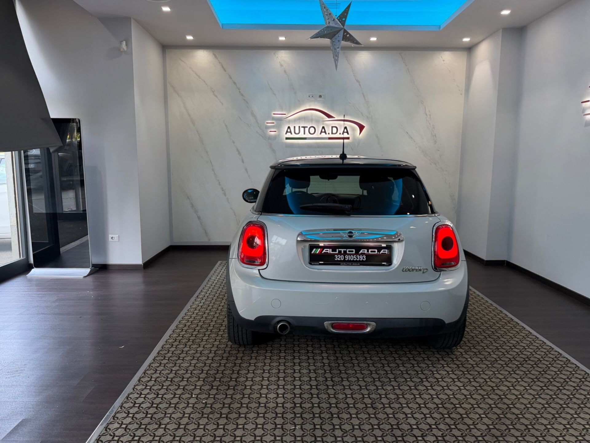 MINI 1.5 Cooper D Hype 5