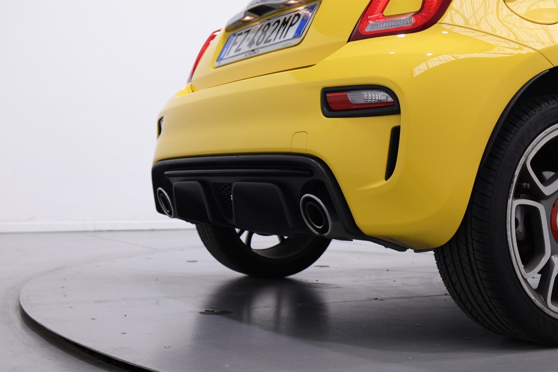 Abarth 595