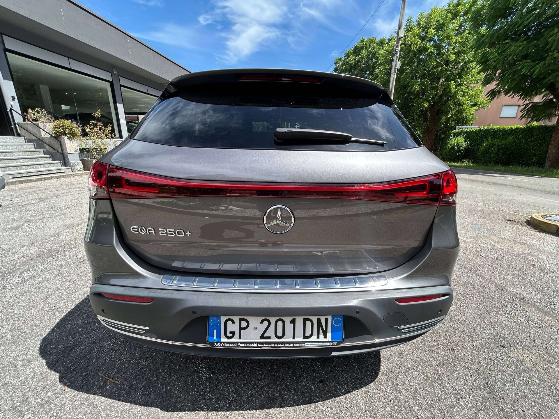 Mercedes-Benz EQA