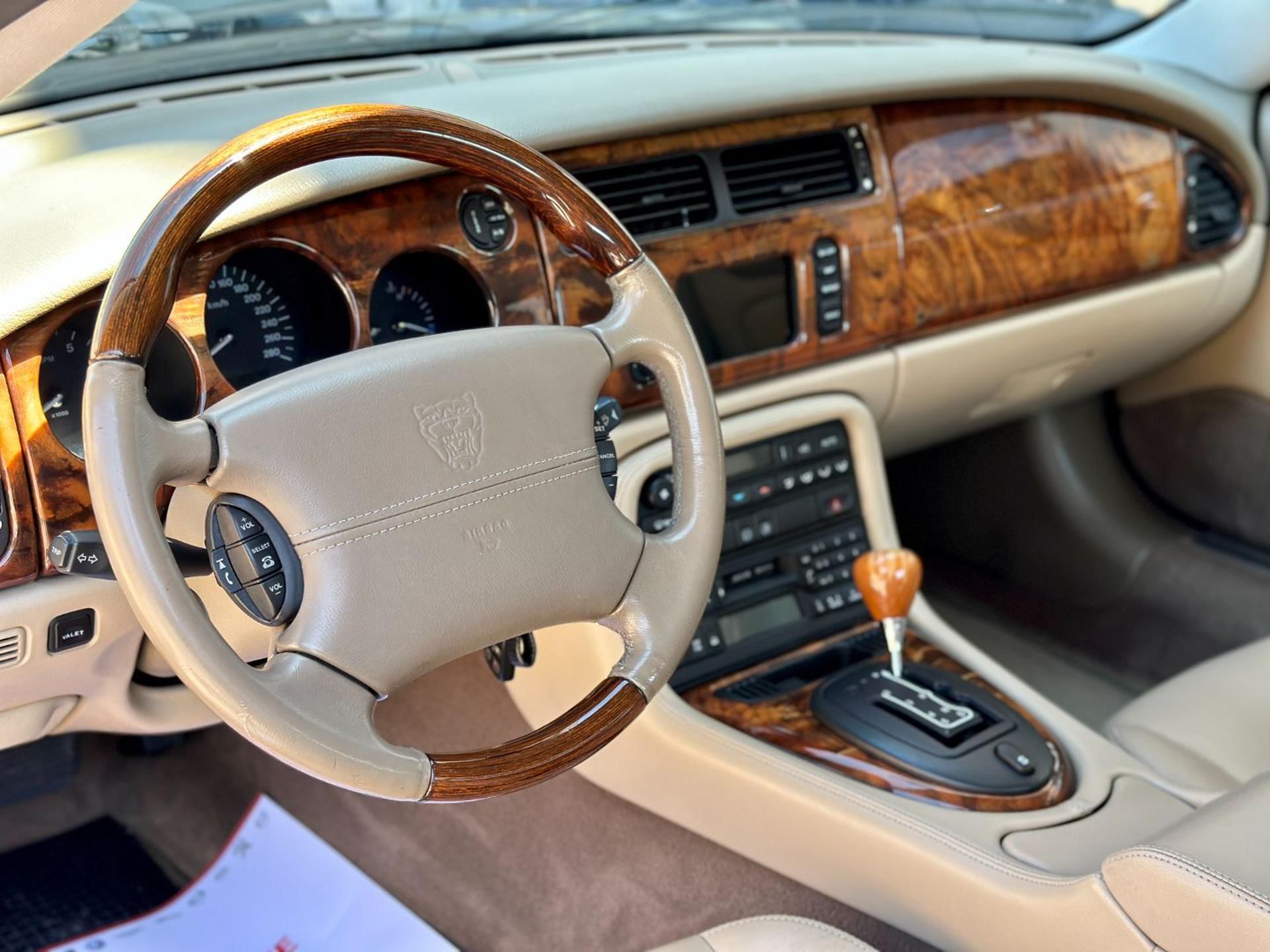 Jaguar XK