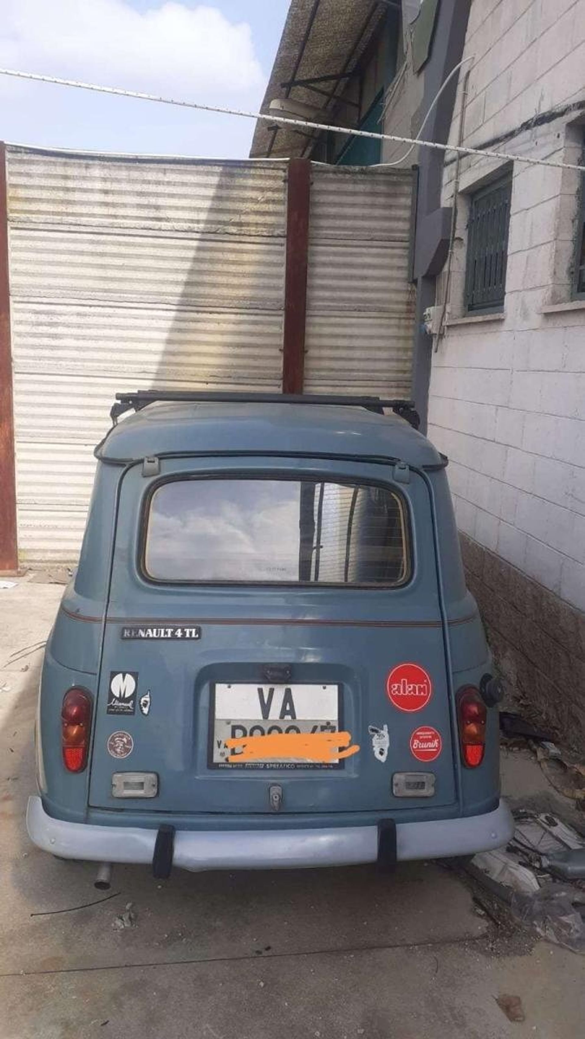 Renault 9