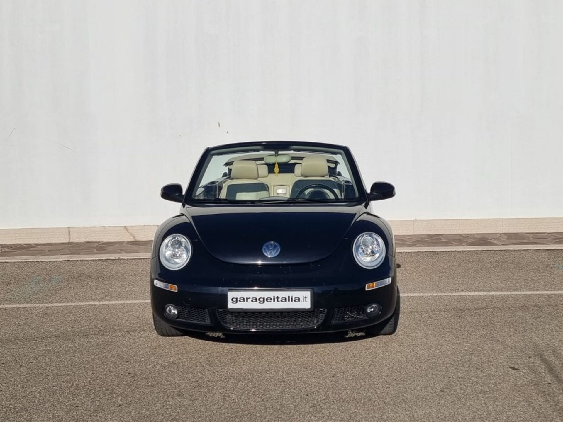 Volkswagen New Beetle