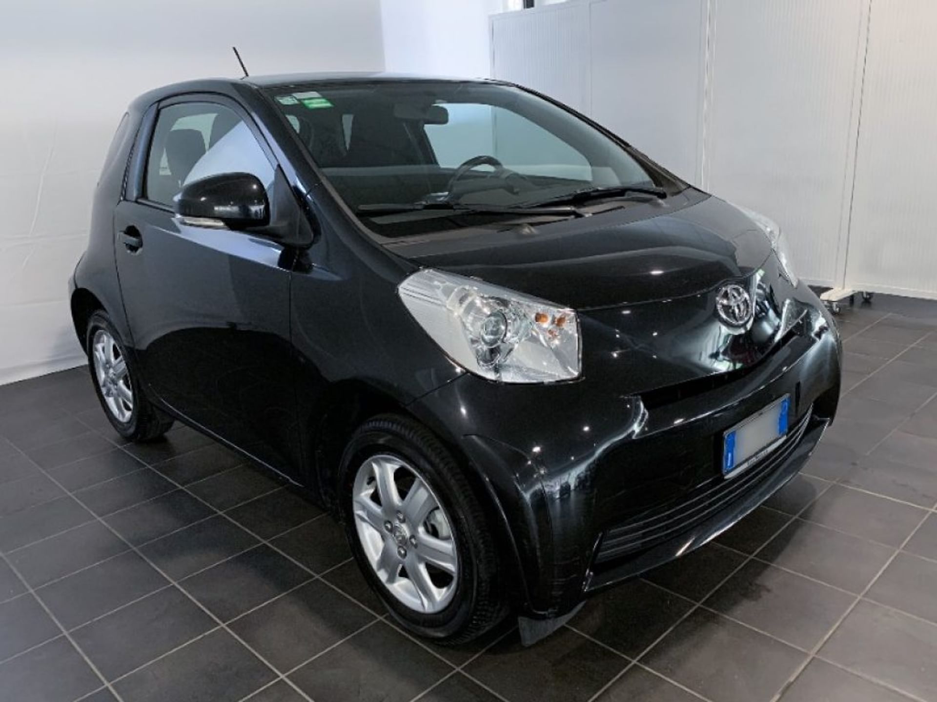 Toyota iQ
