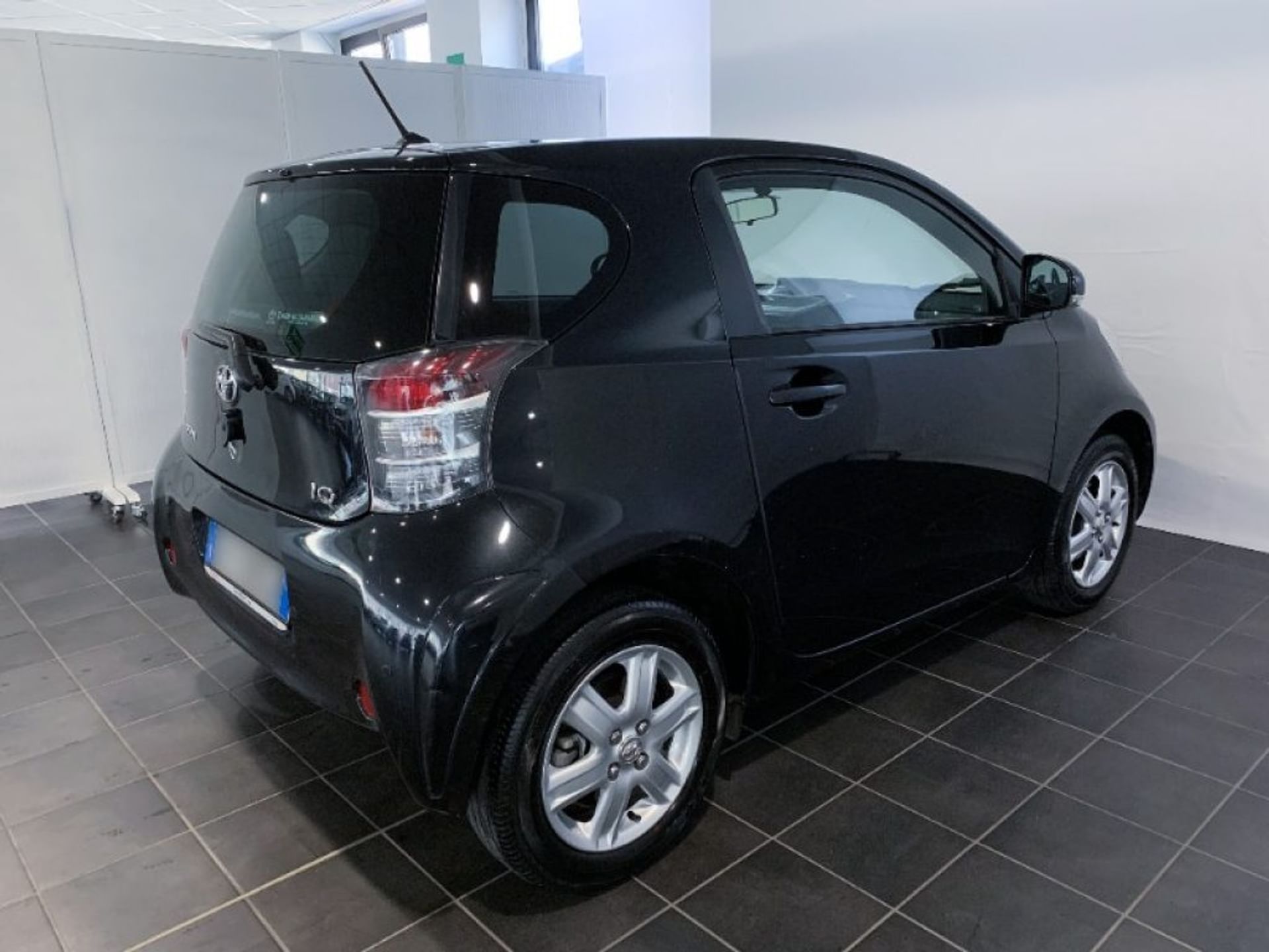 Toyota iQ