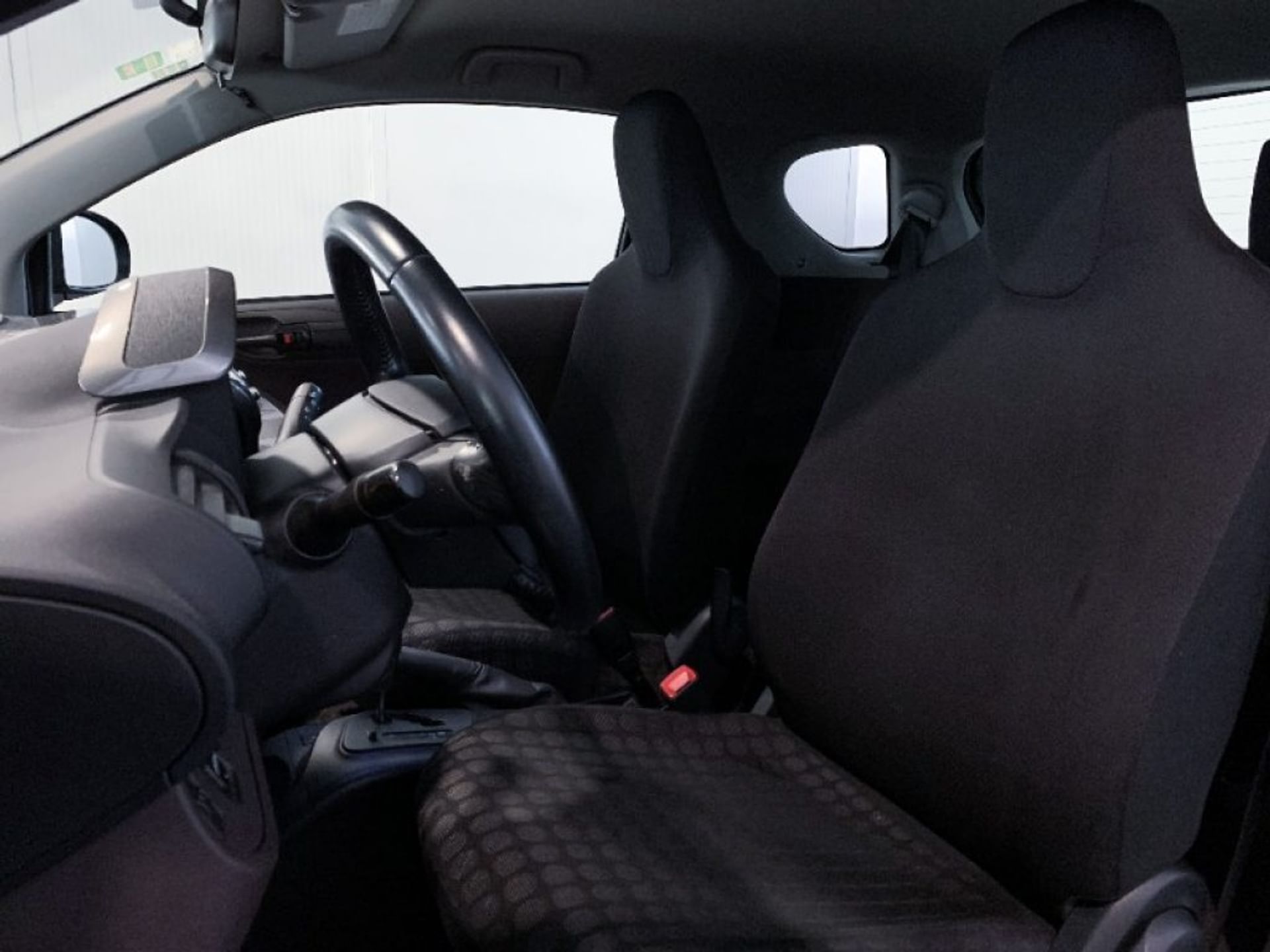 Toyota iQ