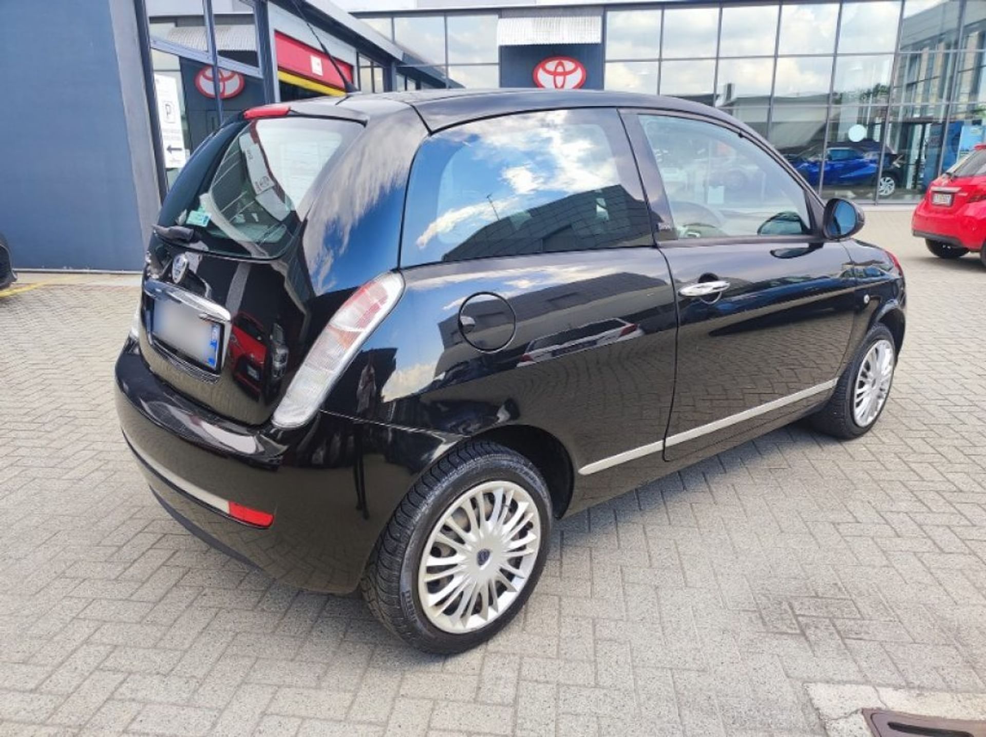 Lancia Ypsilon