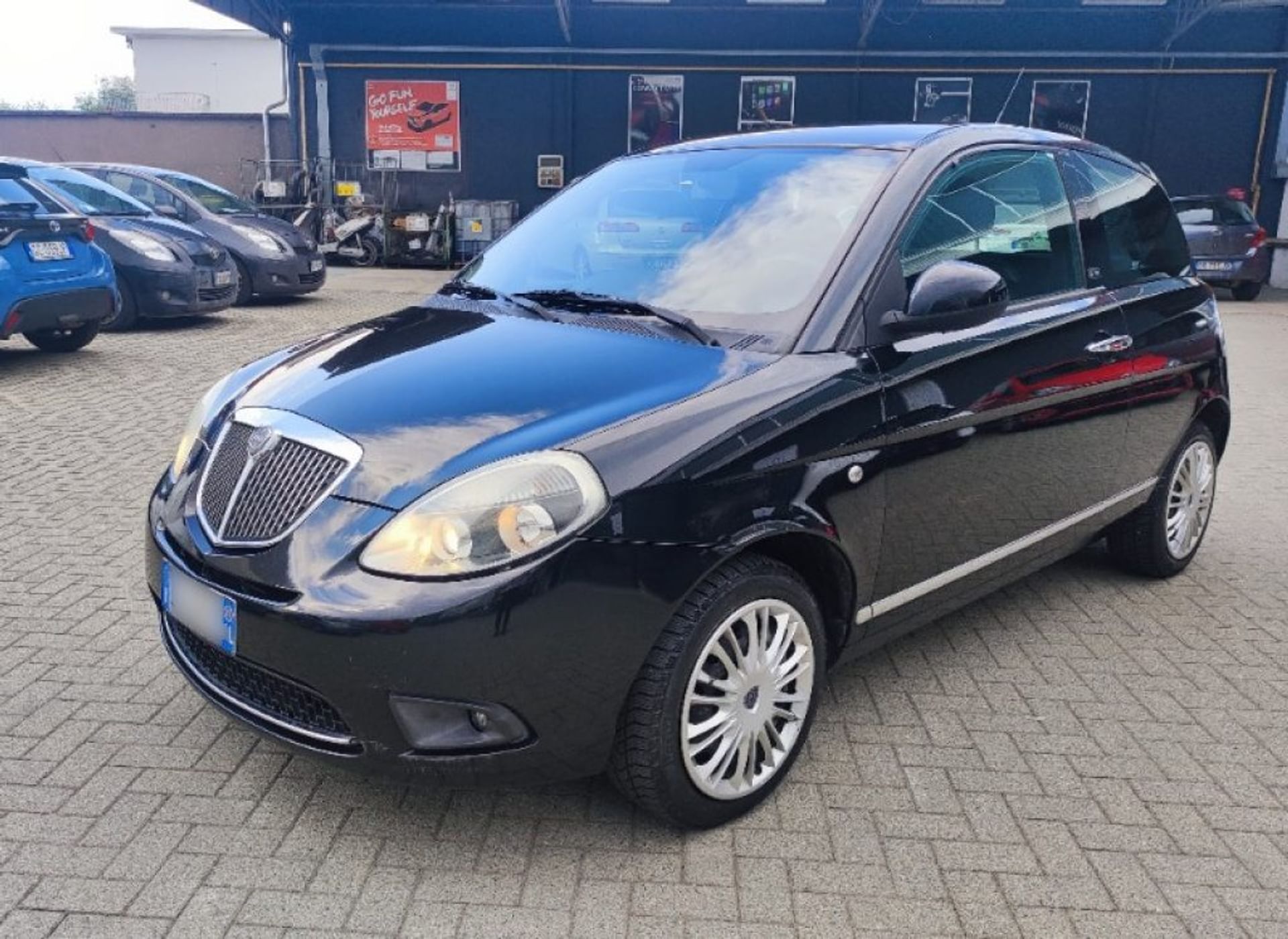 Lancia Ypsilon