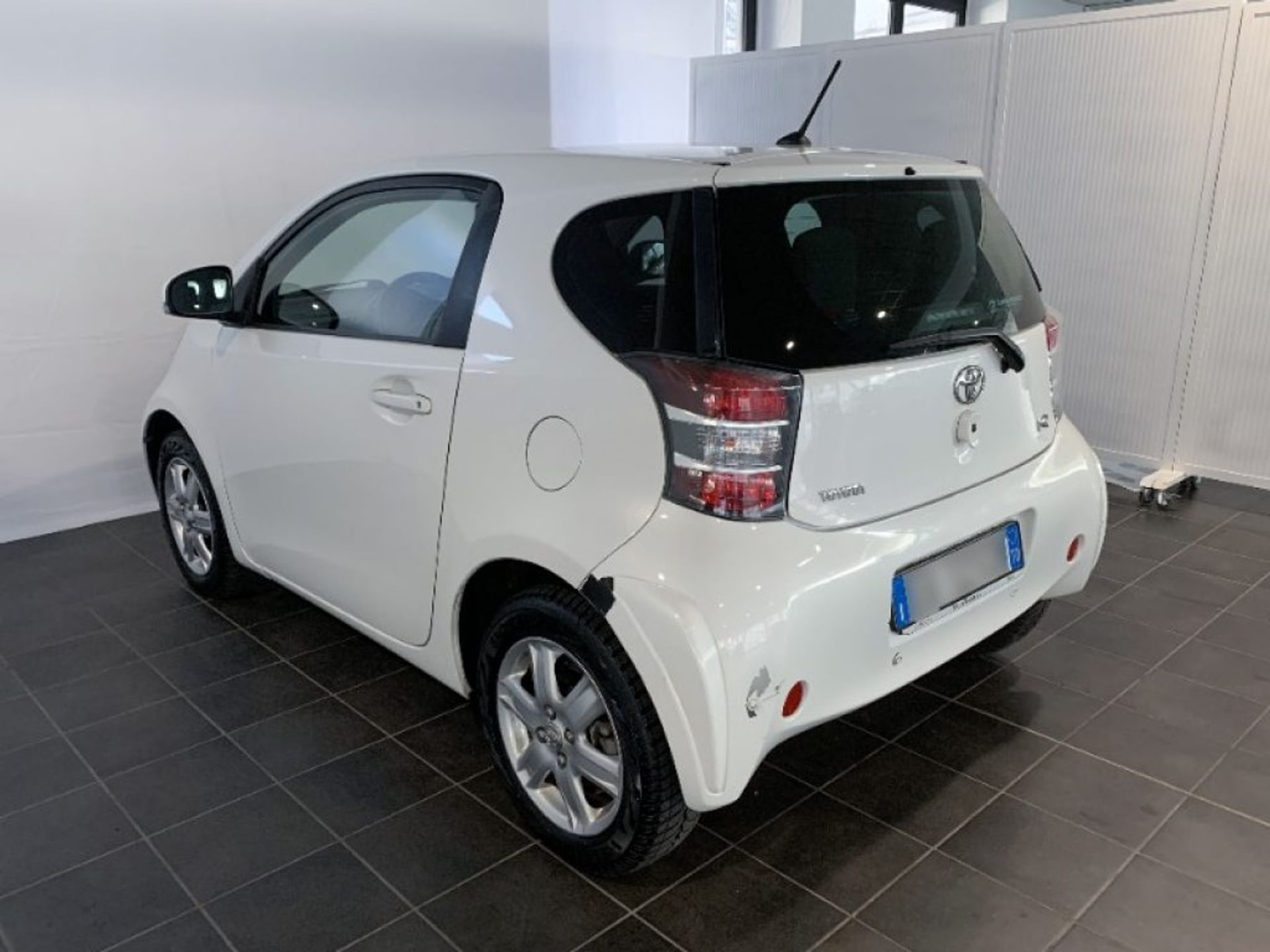Toyota iQ