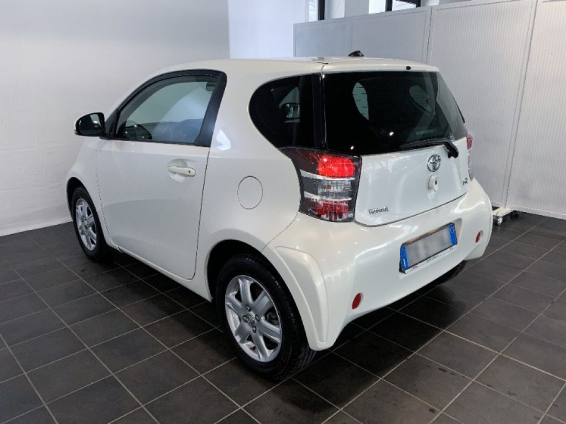 Toyota iQ