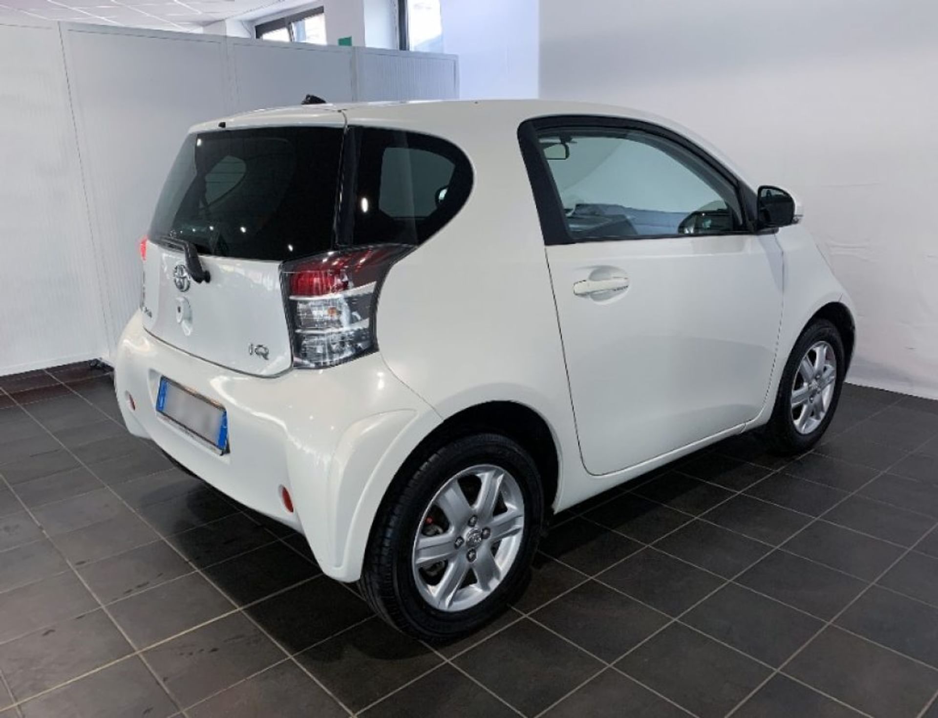 Toyota iQ