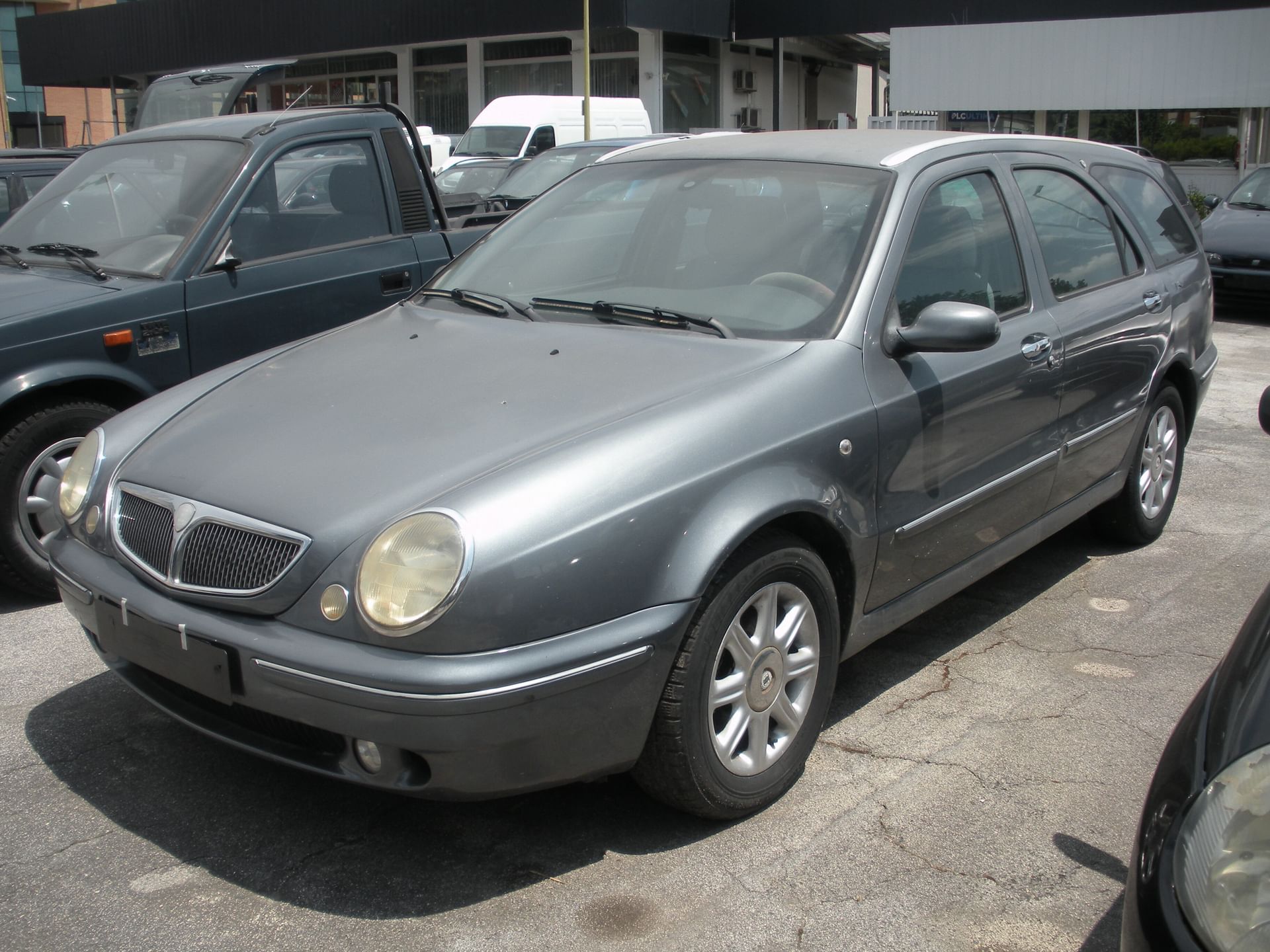 Lancia Lybra 2.4