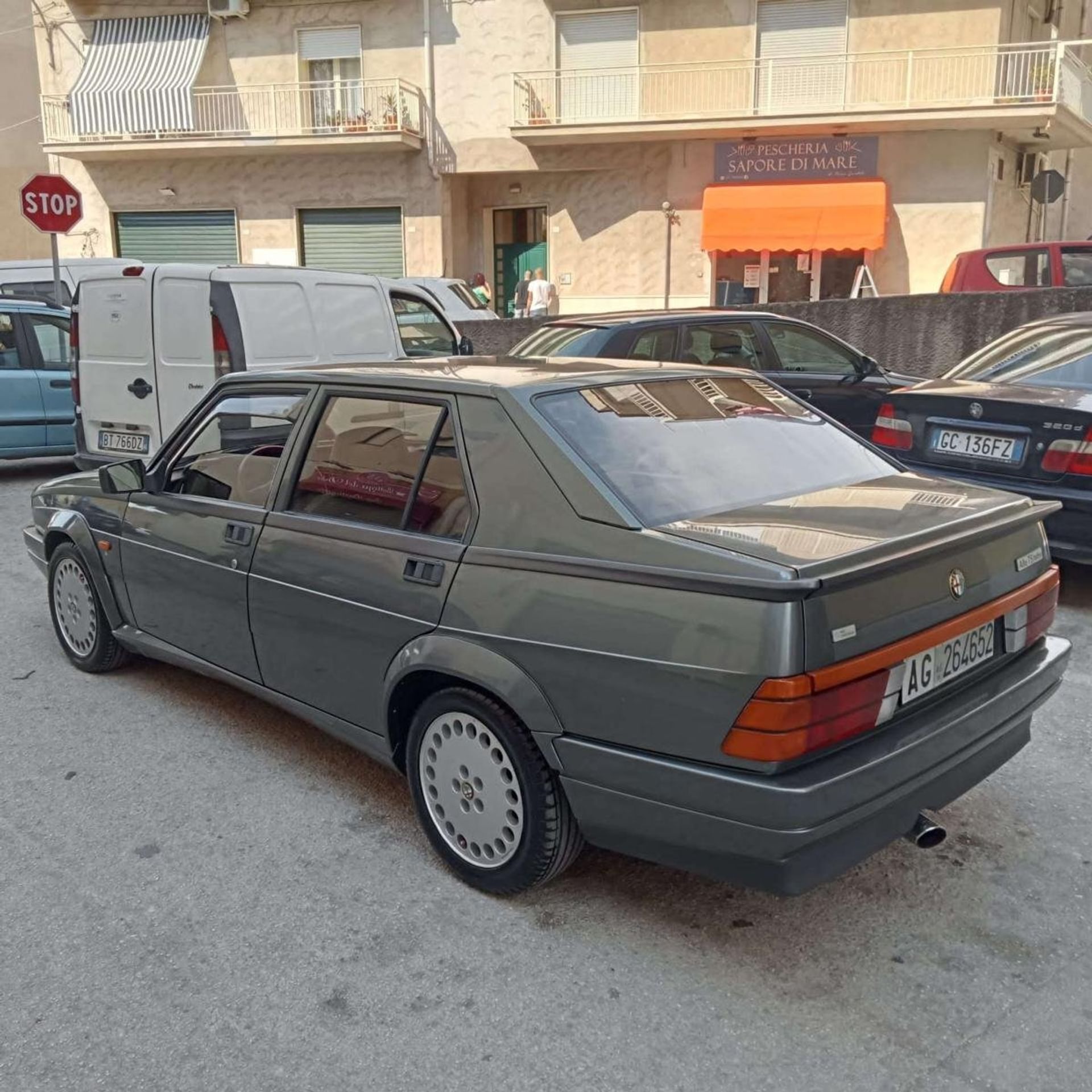 Alfa Romeo 75