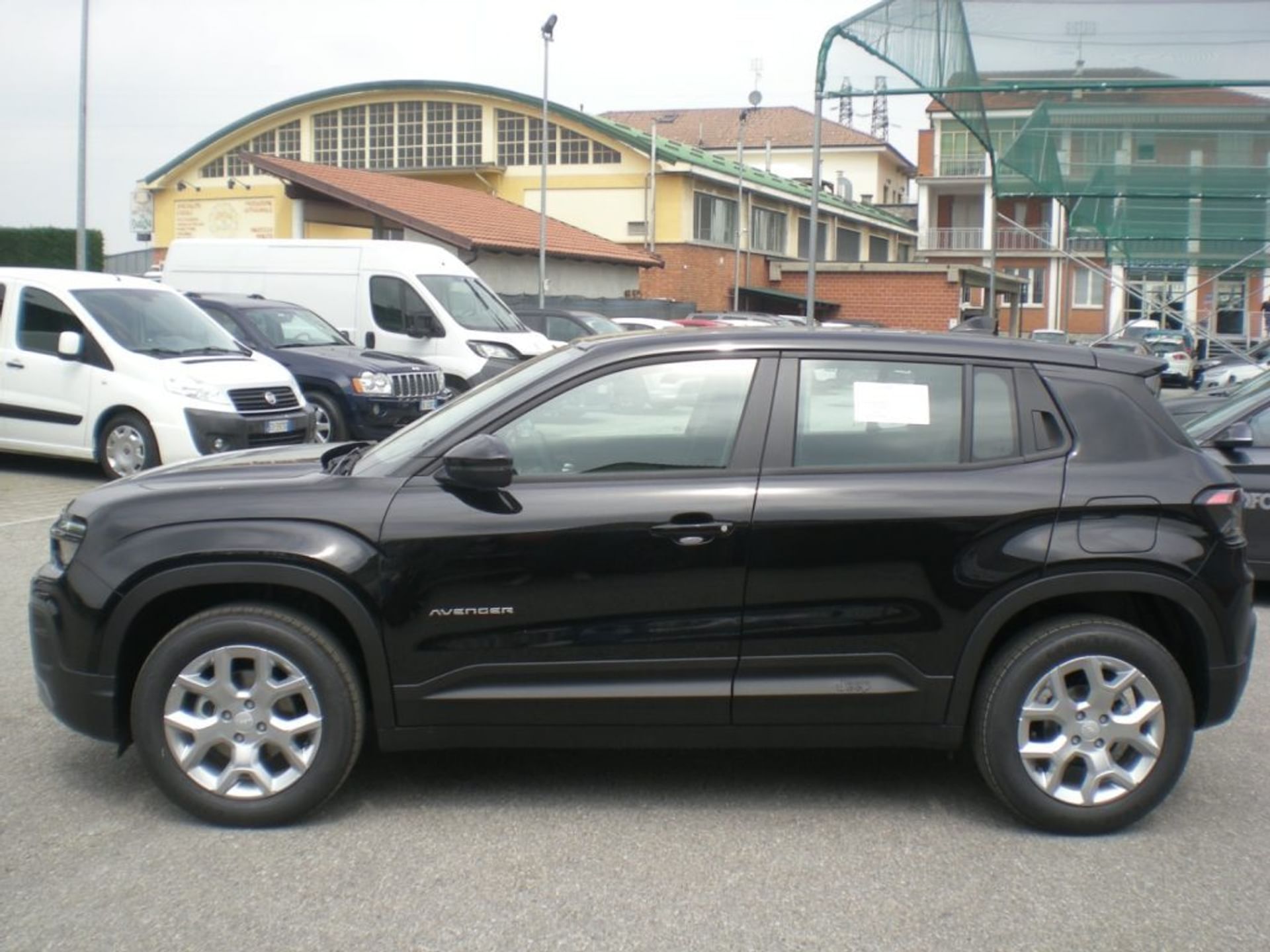 Jeep Avenger usata a Fossano - Cuneo per € 23.650