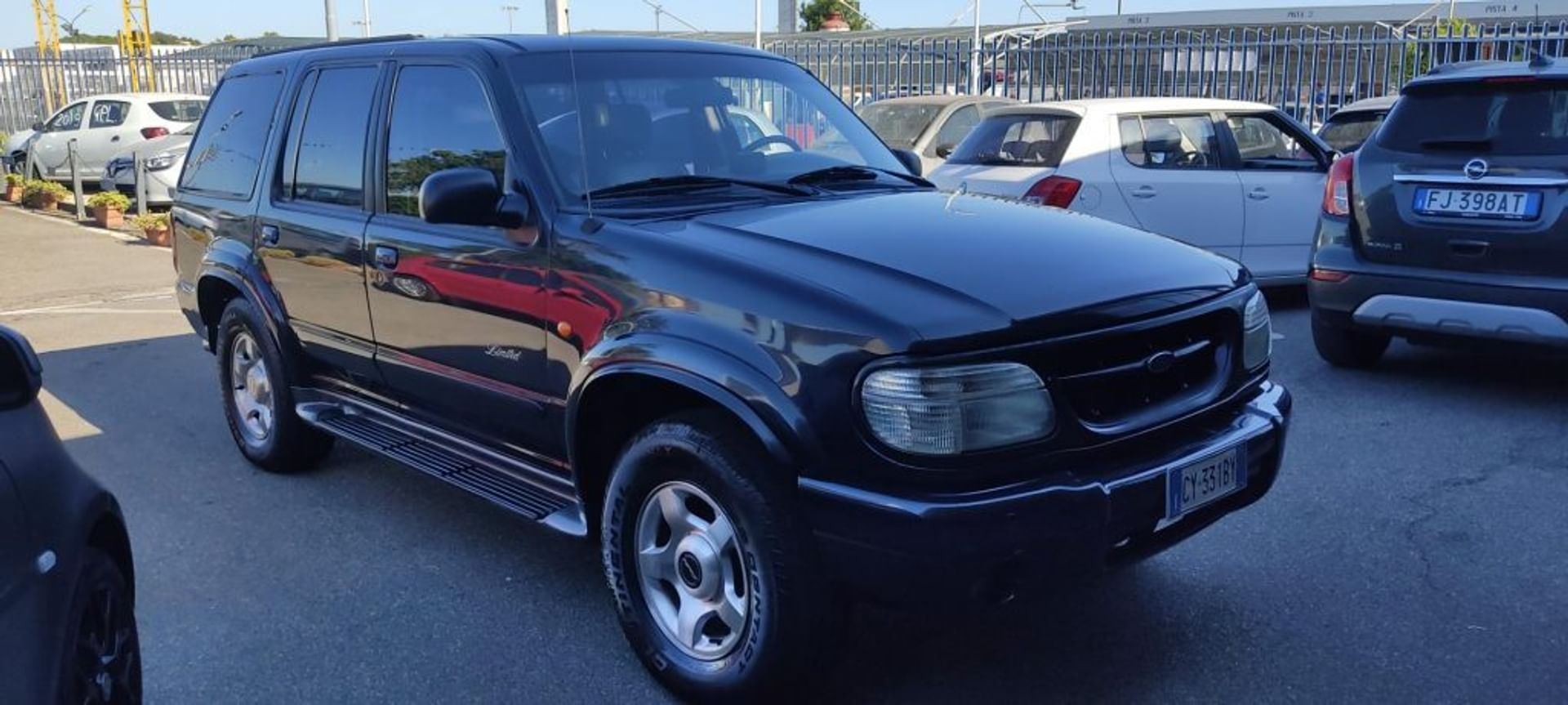Ford Explorer