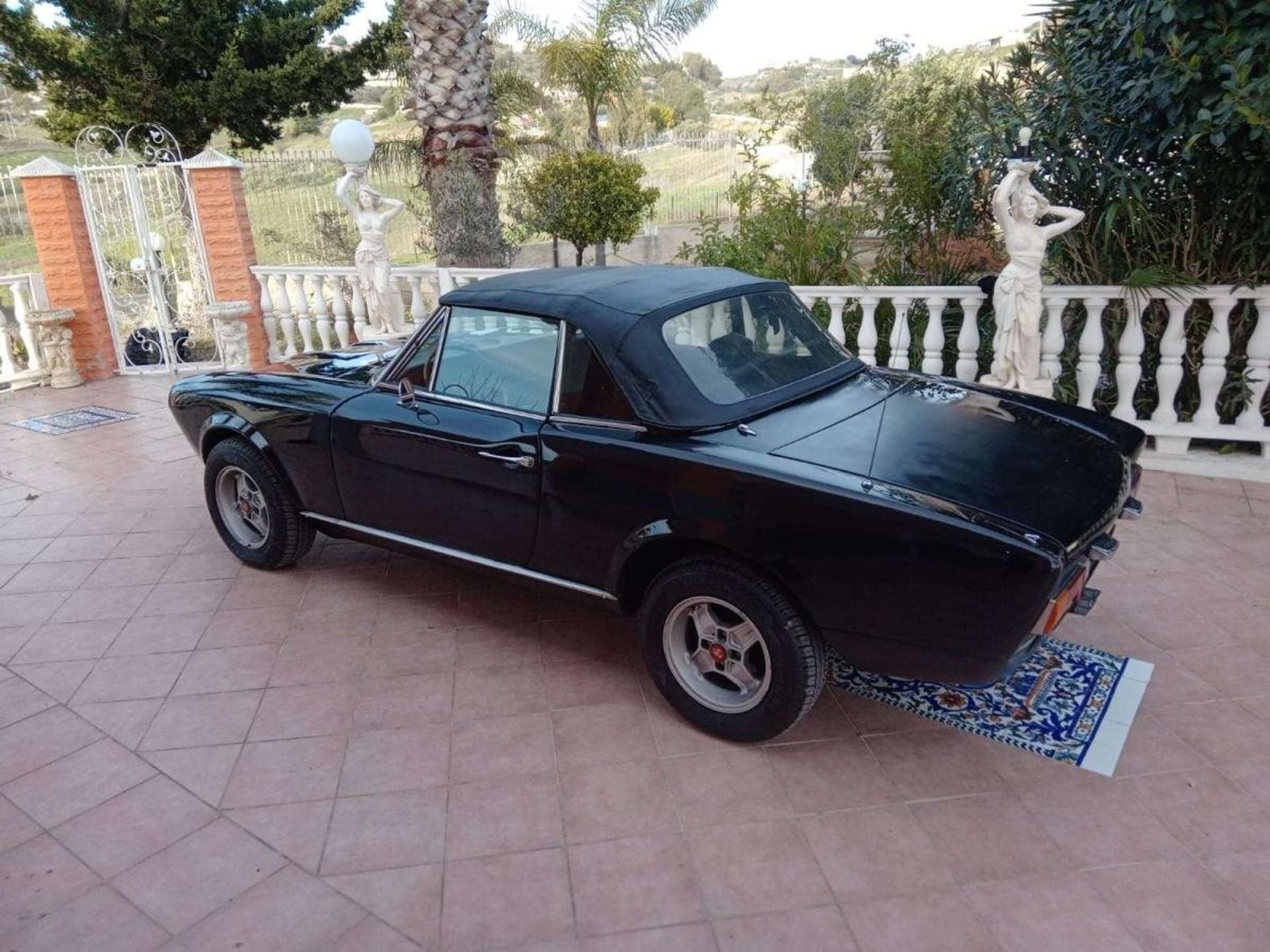 Fiat 124 spider