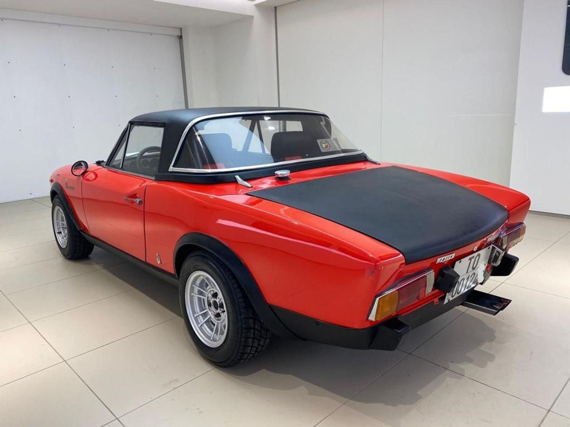 Fiat 124 spider