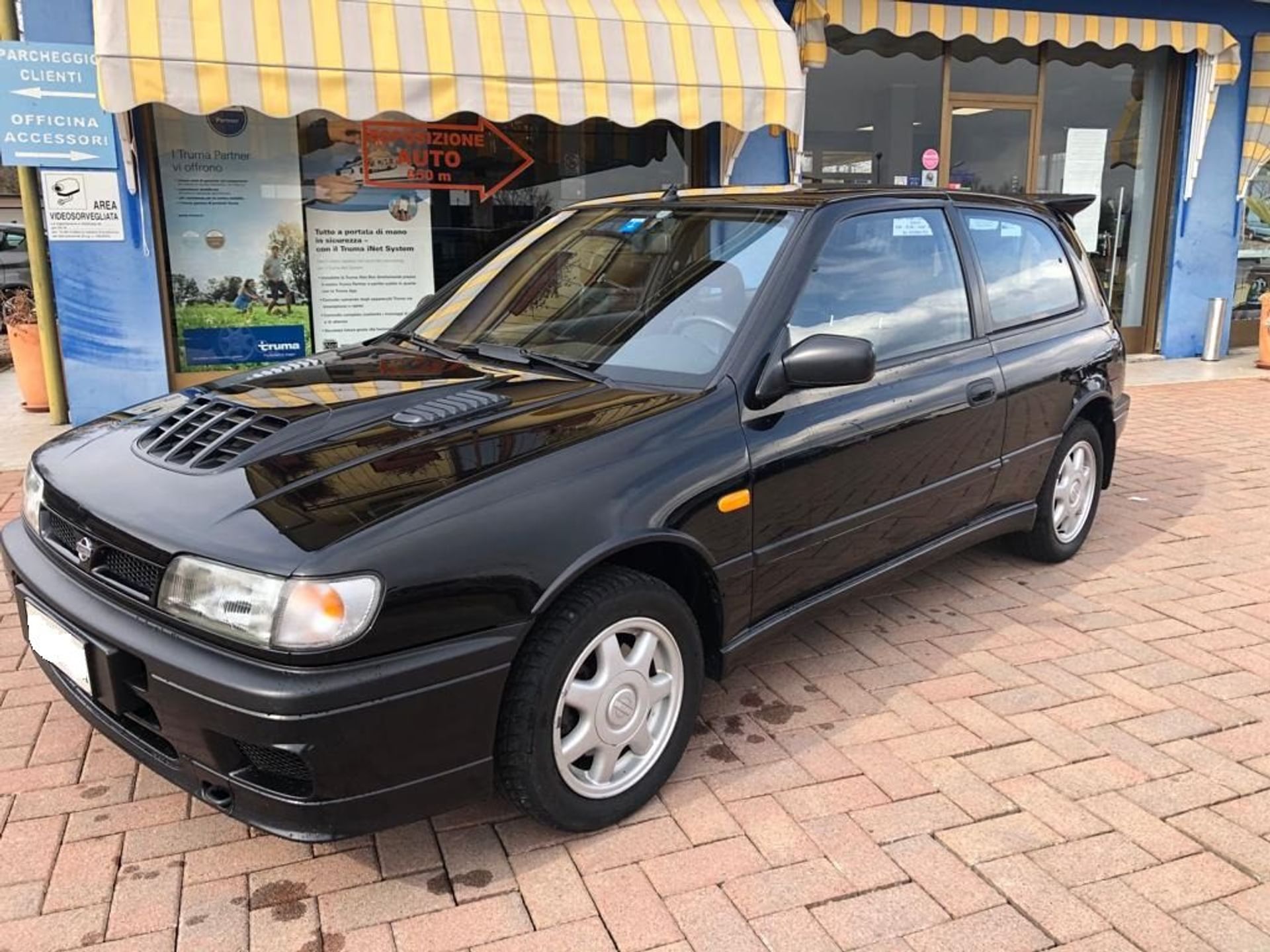 Nissan Sunny 2.0 GTI-R