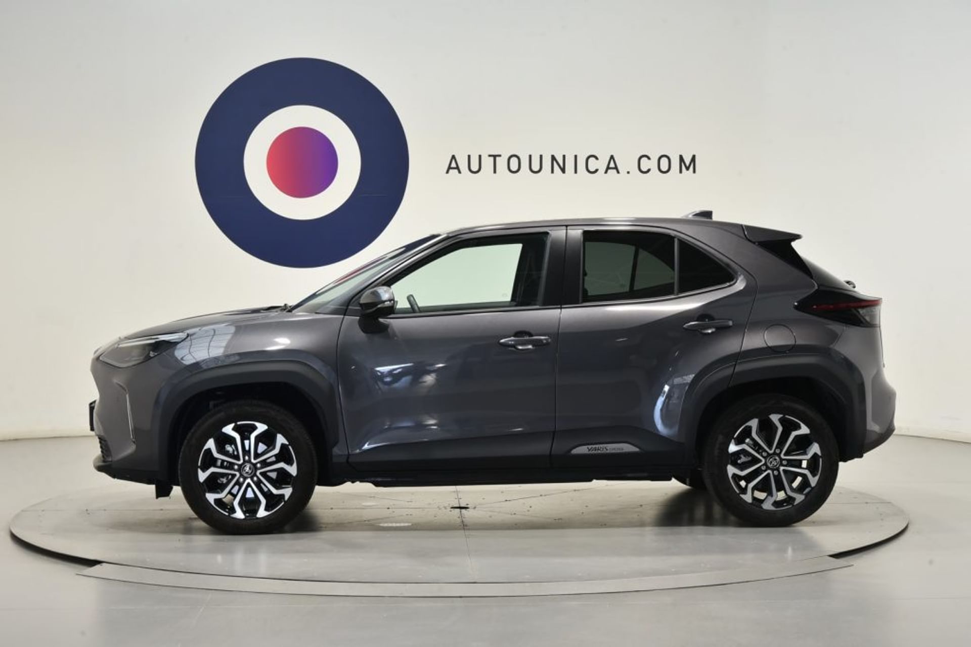 Toyota 1.5 Hybrid - Laterale sinistro
