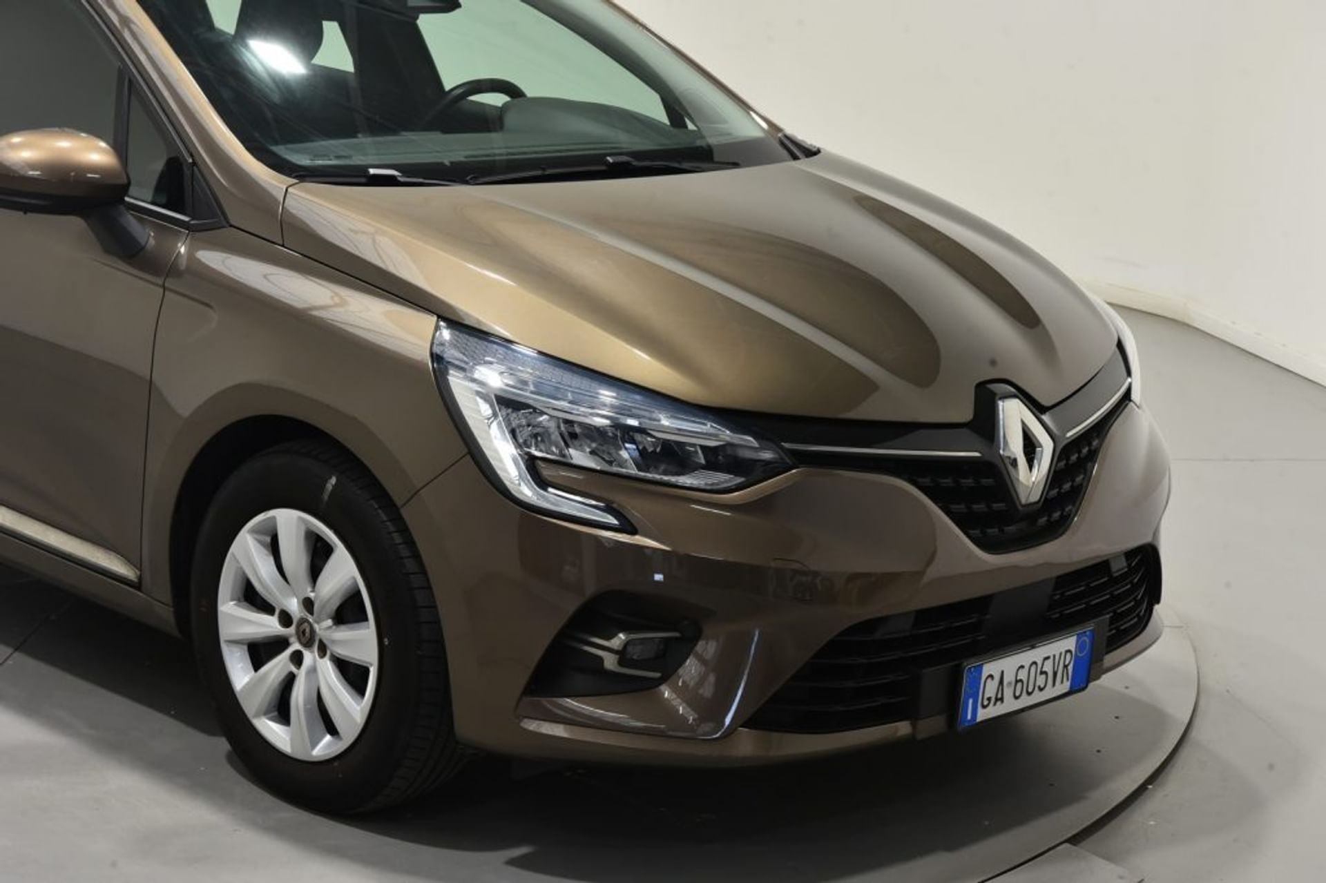 Renault TCe 12V 100 CV - Anteriore destro